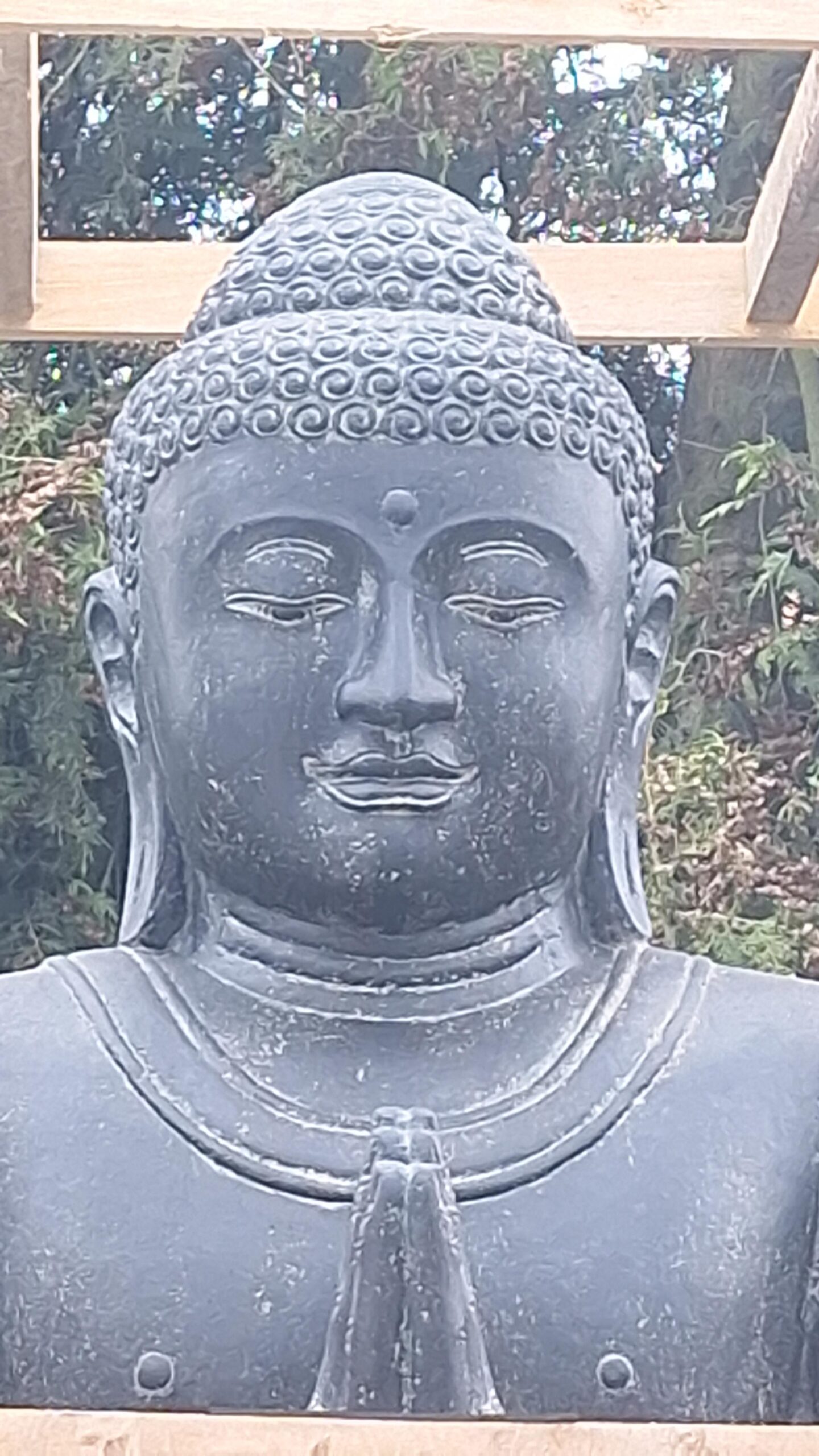 Buddha auf Lotos extra groß 240cm