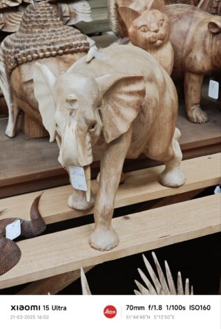 Holzskulptur laufender Elefant 30cm