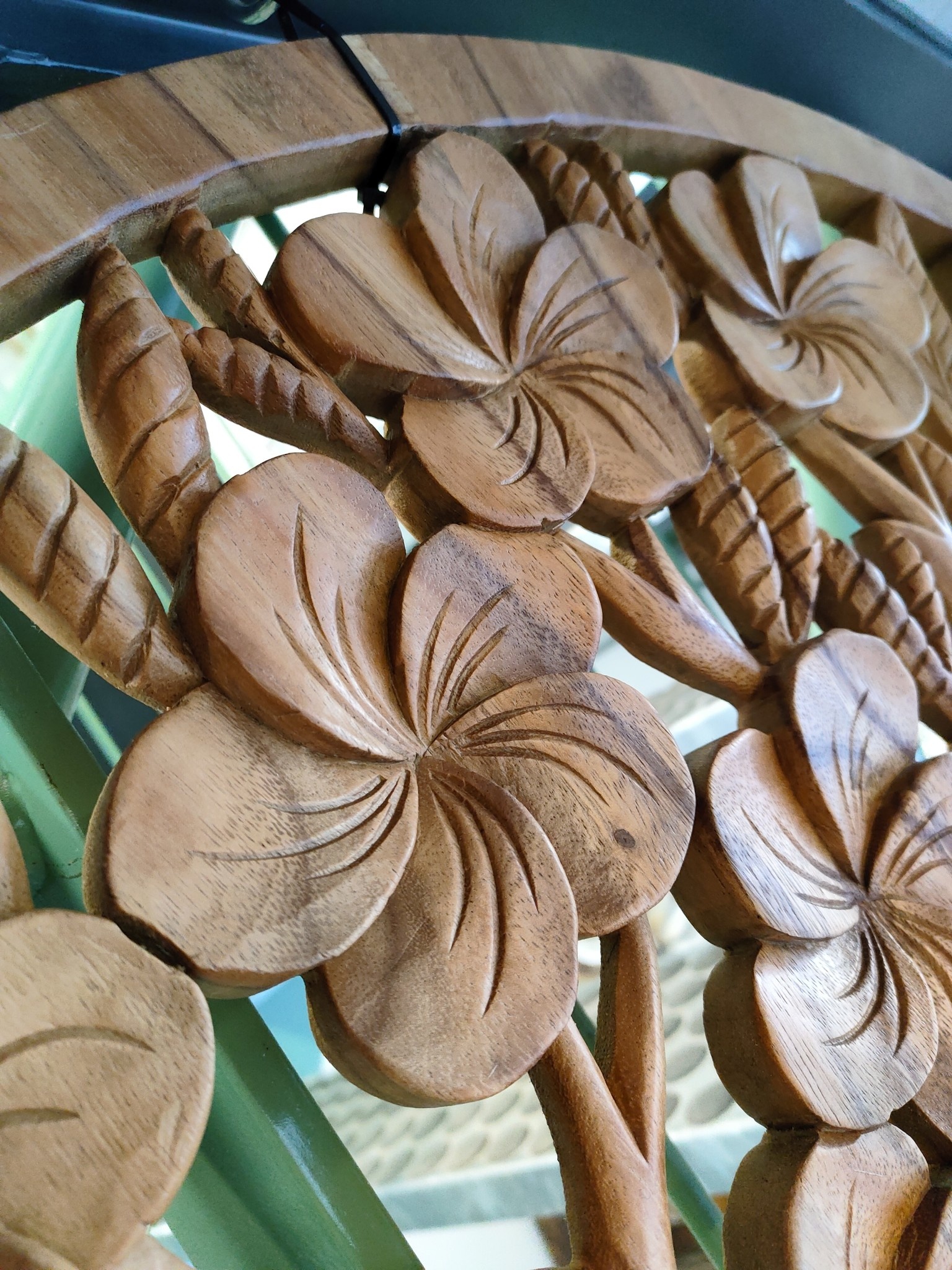 16690298904703851479193538377268