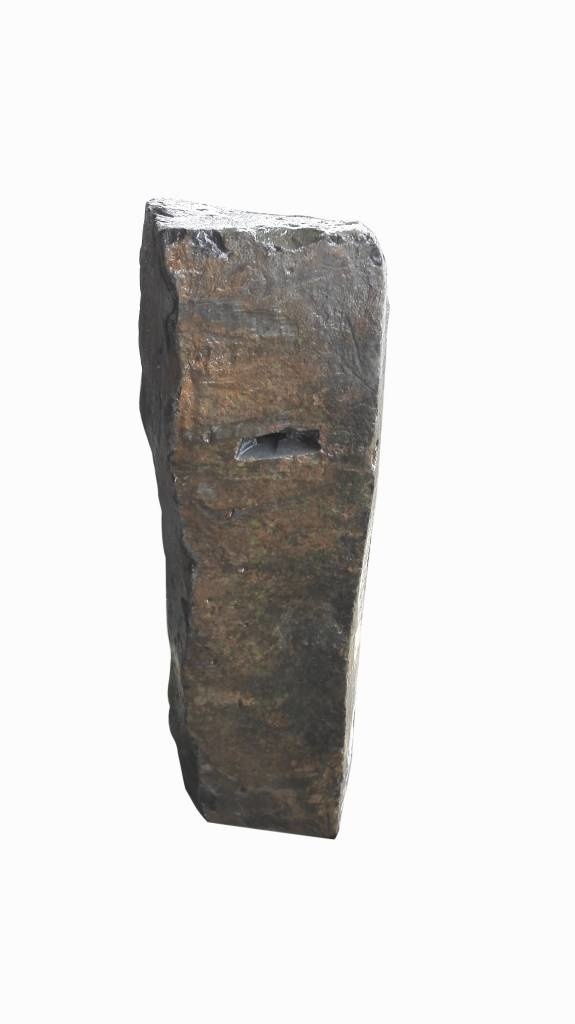 Basaltzuil Niam | Eliassen.nl