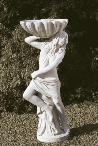 Statue classic Woman with shell 120cm - eliassen.nl