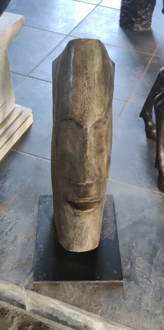 bronzen modern gezicht op voet - eliassen.nl