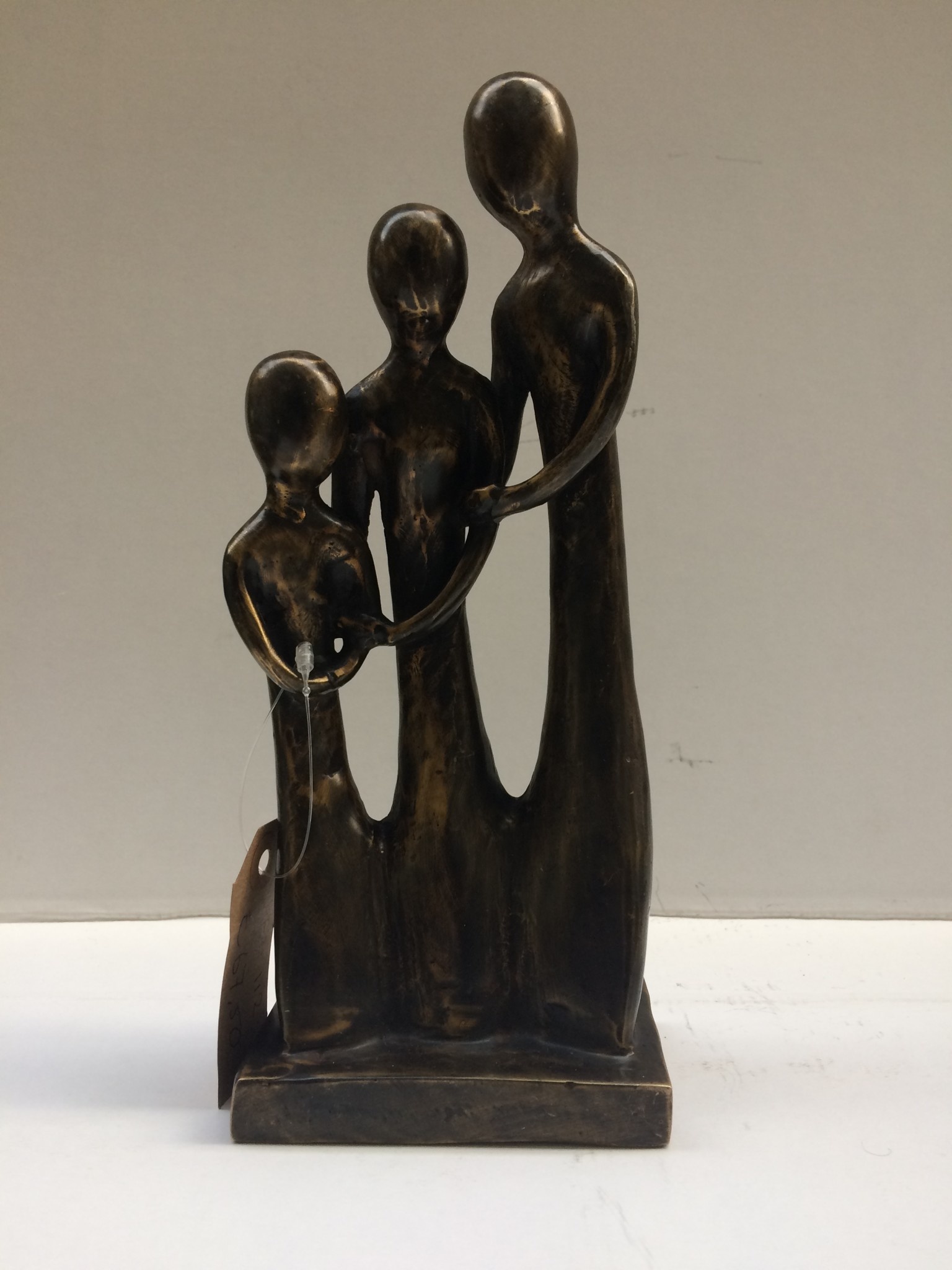 Eliassen Bronze family 3