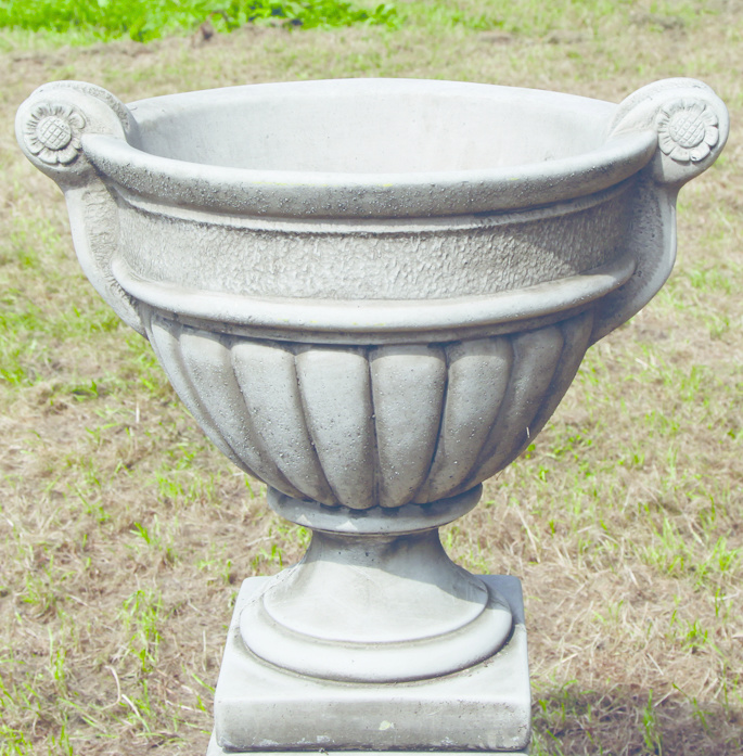 Eliassen Dragonstone Pot Alton