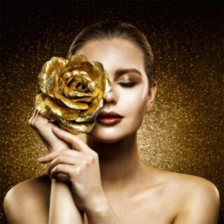 Glasmalerei Frau mit goldener Rose - Eliassen.nl