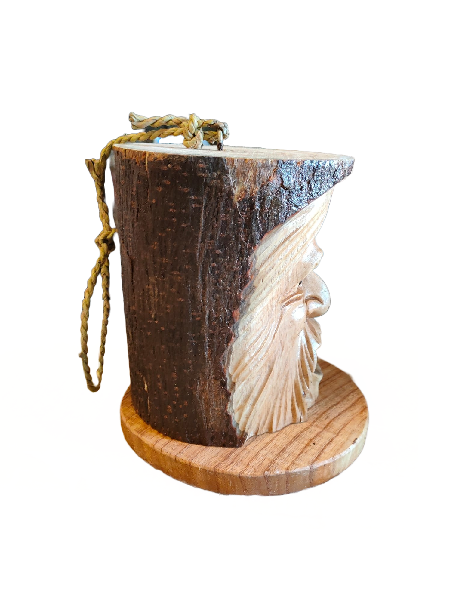 Nistkasten Waldtier handgeschnitzt - eliassen.de 2