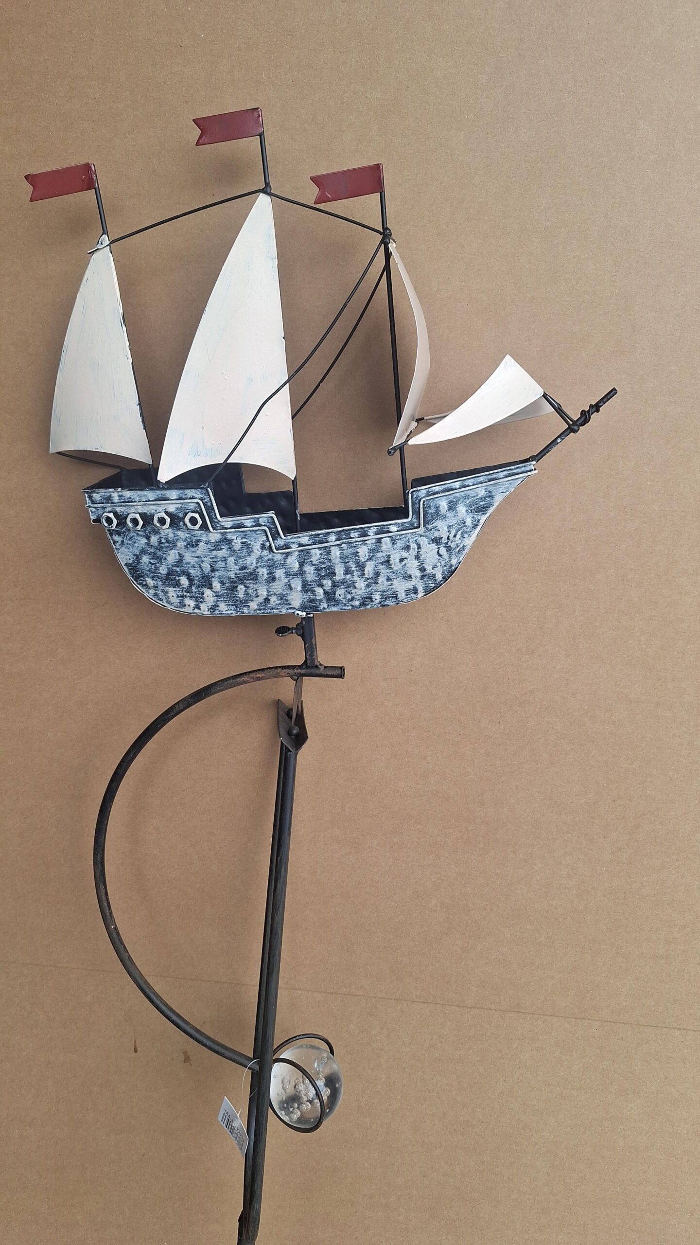 Garden stake balance with sailboat 35x151cm
