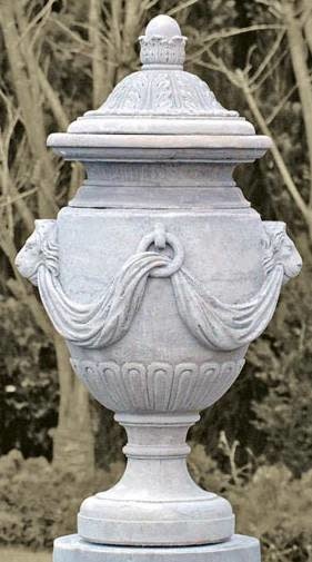 Tuinvaas klassiek Topvaas met Leeuwenkop 140cm - eliassen.nl