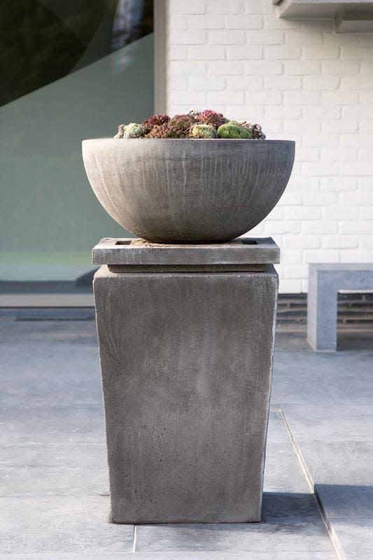 Tuinvaas op staander klassiek 100cm - eliassen.nl