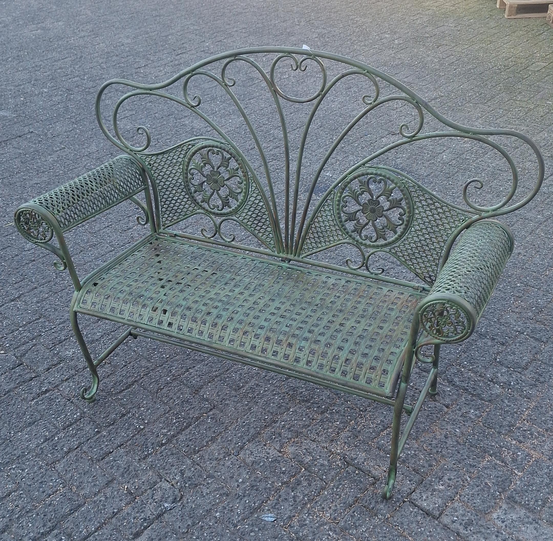 Tuinbank Romantic oud groen hoge rug 142cm