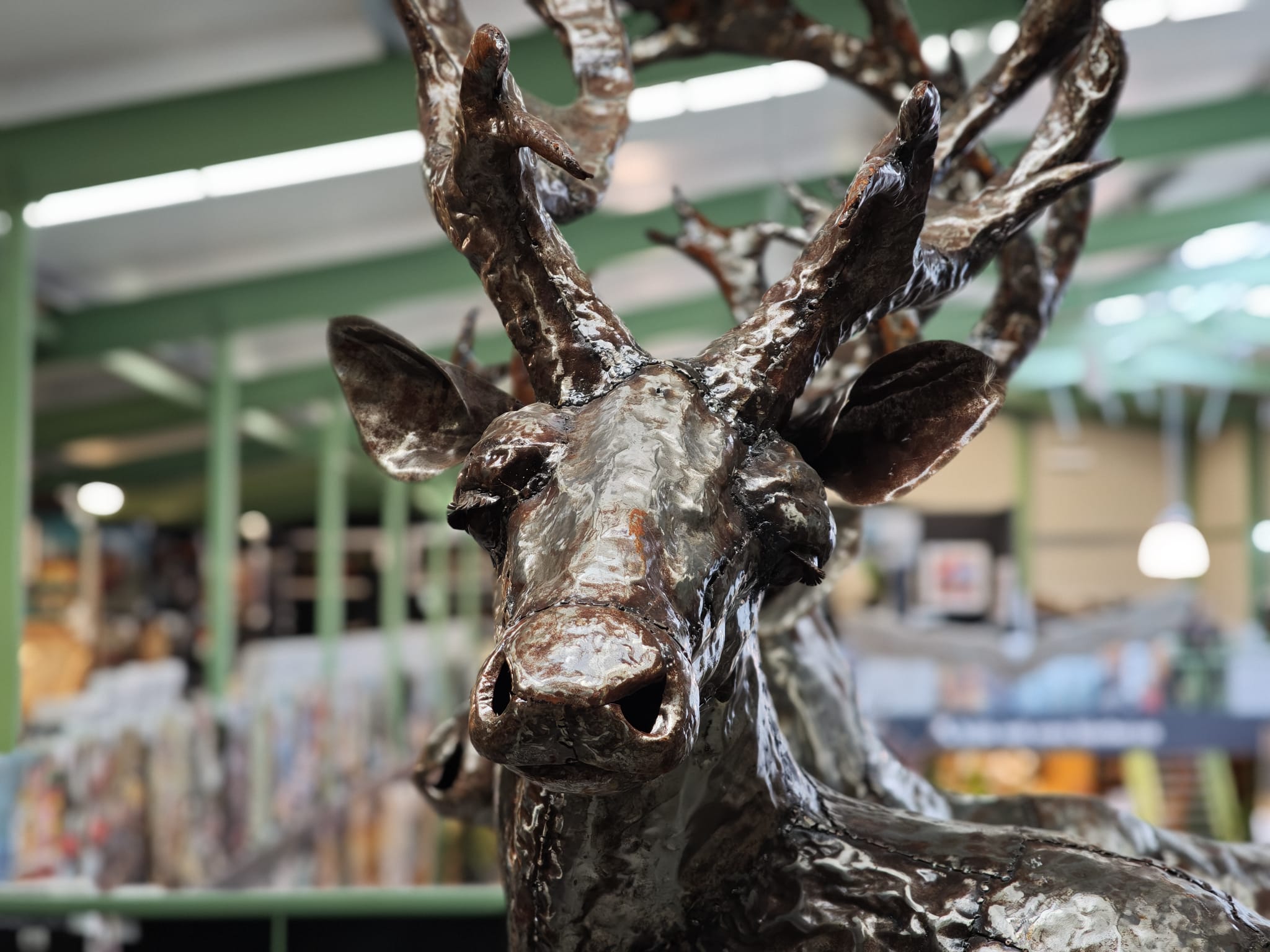 Groot tuinbeeld metalen Hert 240cm eliassen.nl 5