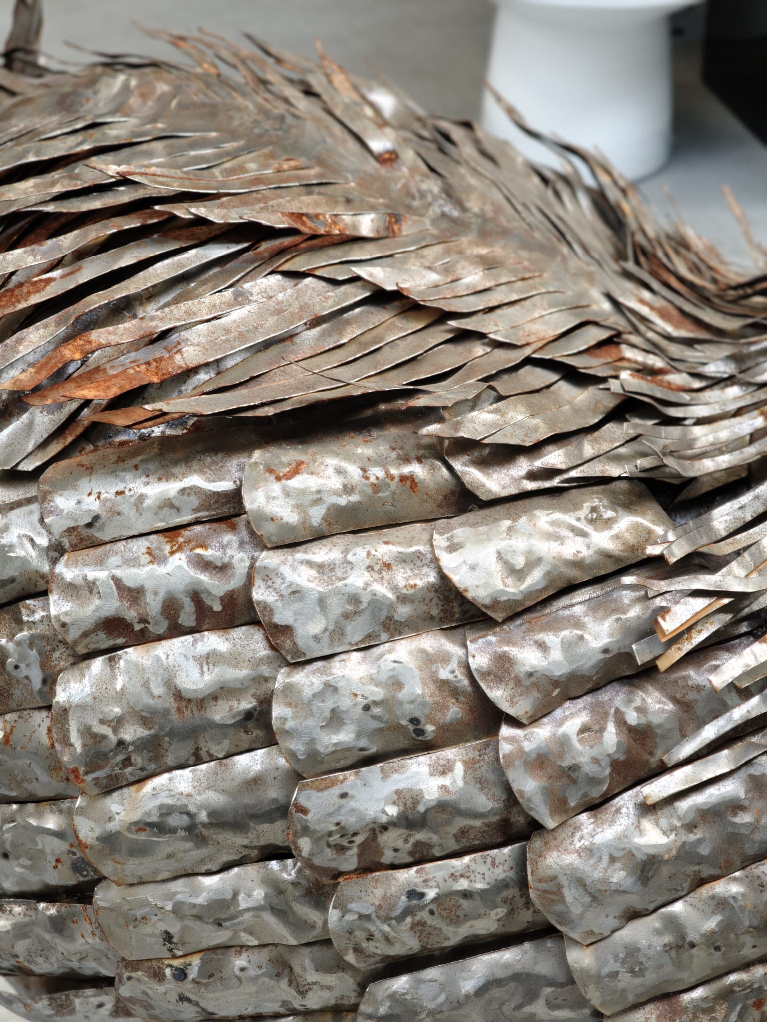 Supergroot tuinbeeld van metaal prachtige gedetailleerde handgemaakte Haan 110cm eliassen.nl 5