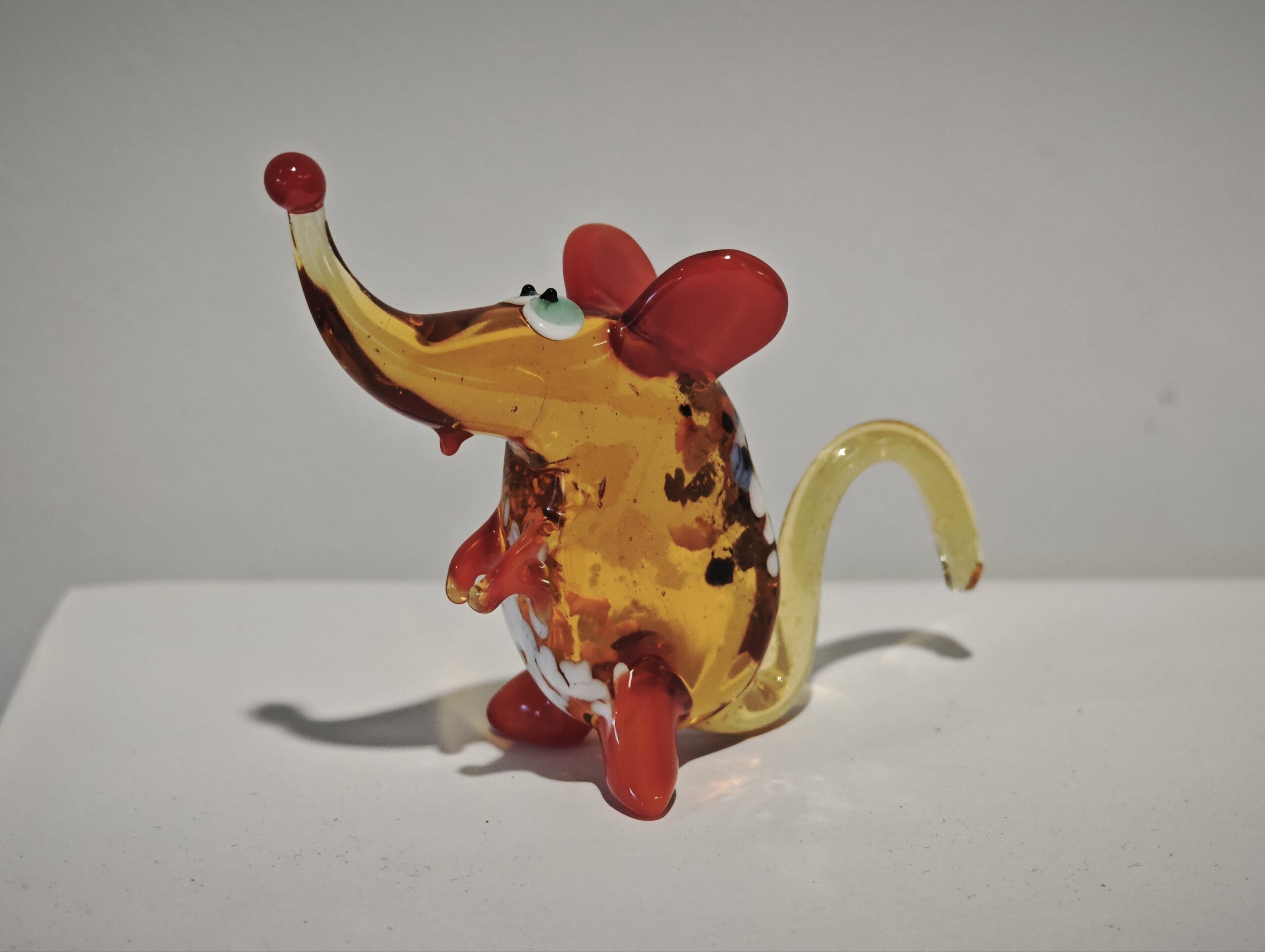 Muis met lange neus miniglas 9cm