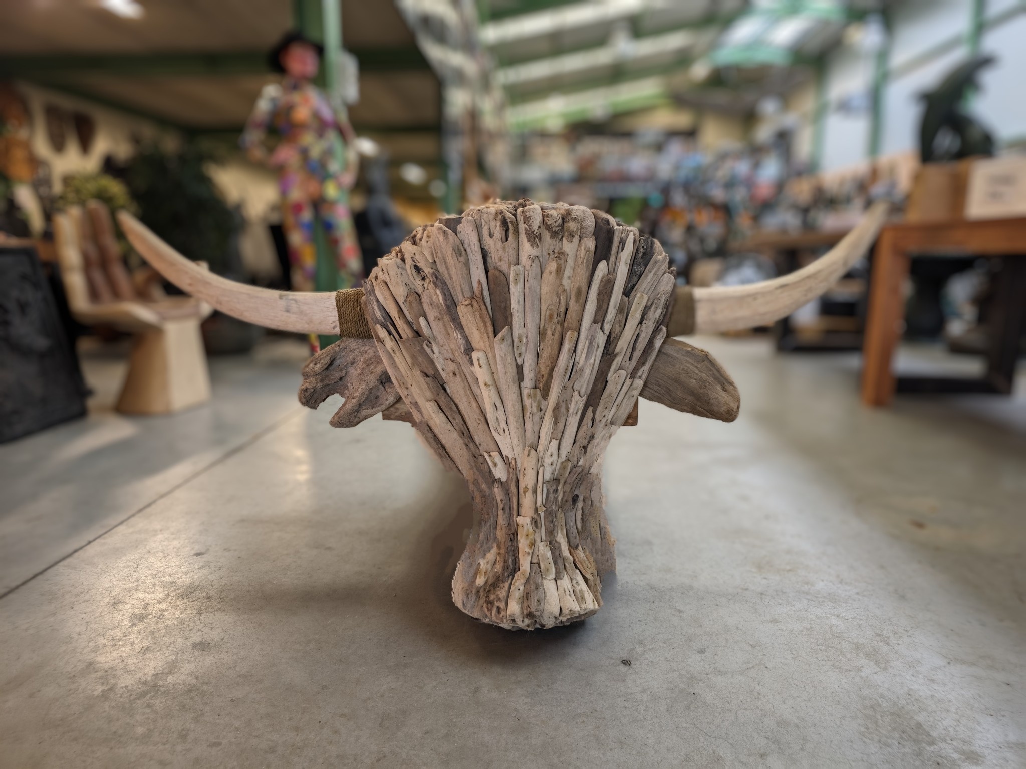 Beeld drijfhout Buffel 140cm eliassen.nl