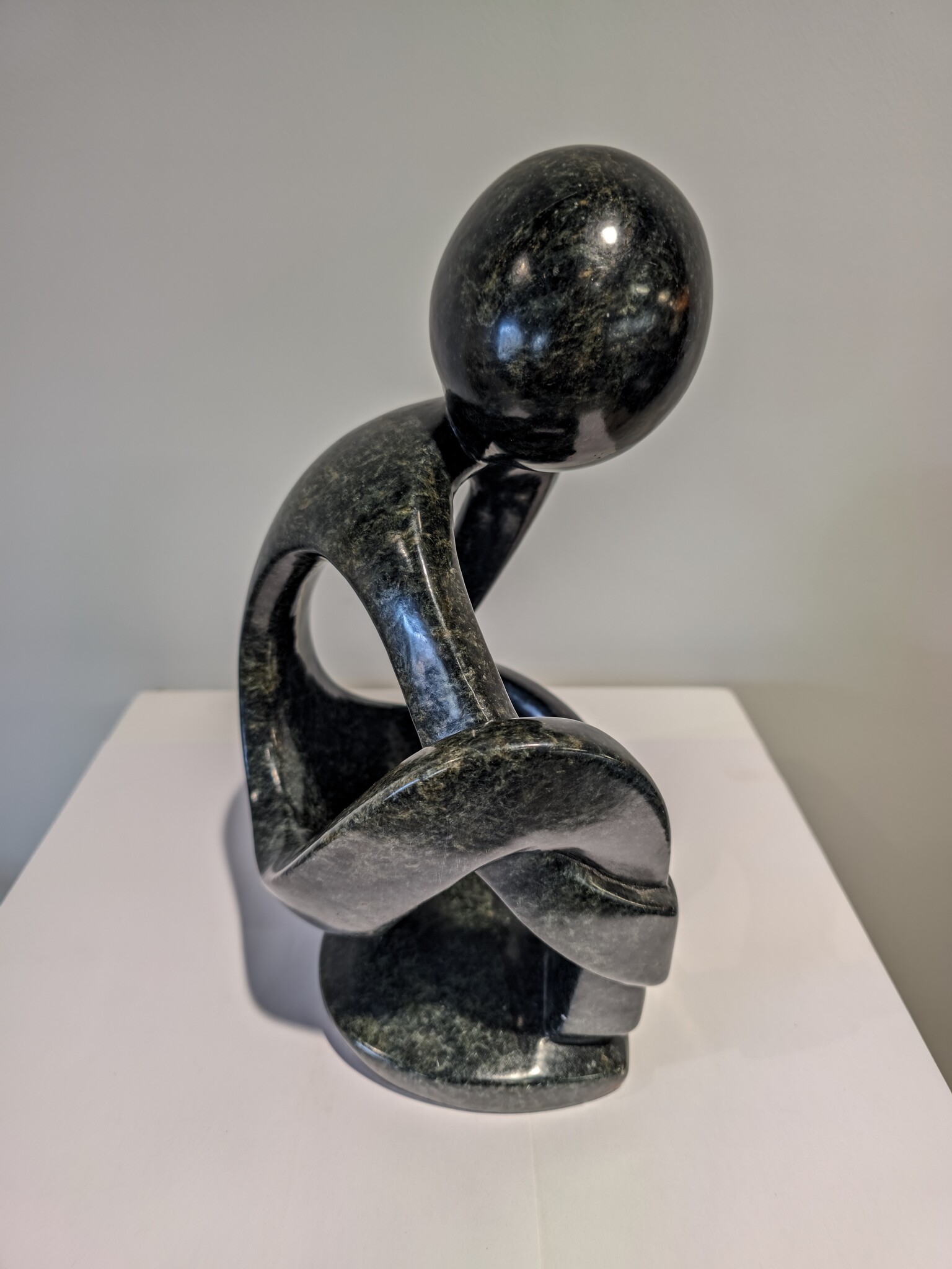 Statue Speckstein Denker 27cm eliassen.de 3