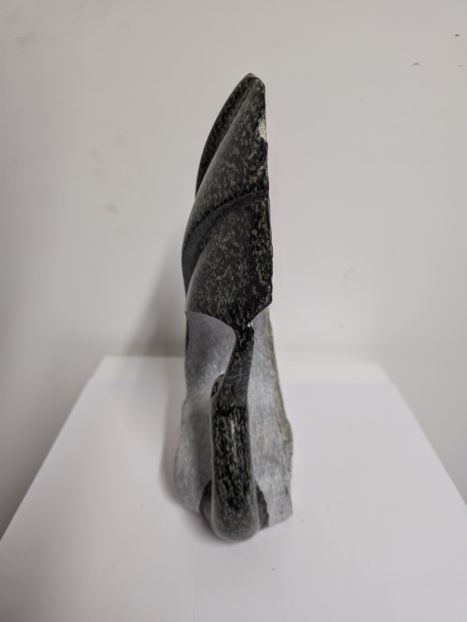 Statue Speckstein Fantasy Vogel 26cm rechts eliassen.de 1