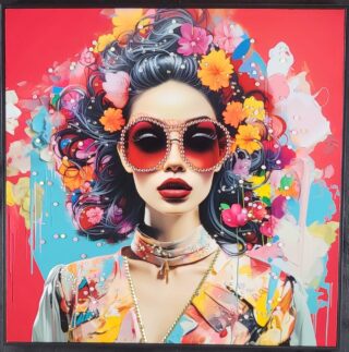 Strass canvas schilderij Eliassen.nl Kleurrijke dame rode bril 6103-2 82x82 cm