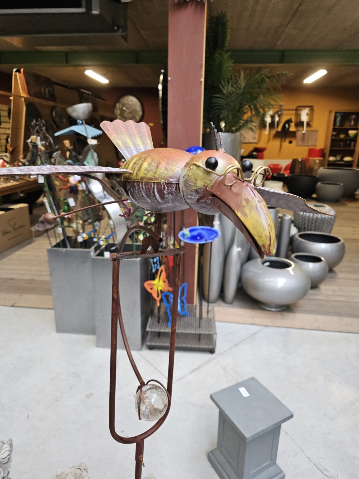 Gartenpfahl Waage Vogel mit Brille 72x151cm eliassen.nl 2