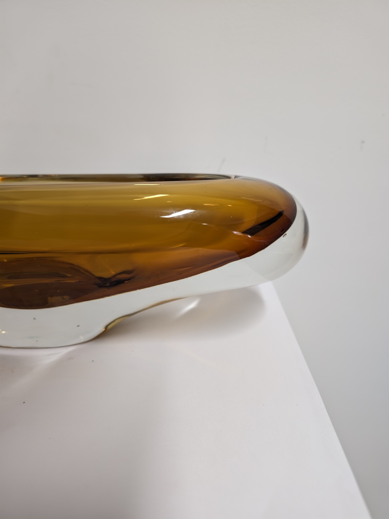 Vase bowl glass heavy oval amber 37cm eliassen.co.uk 2