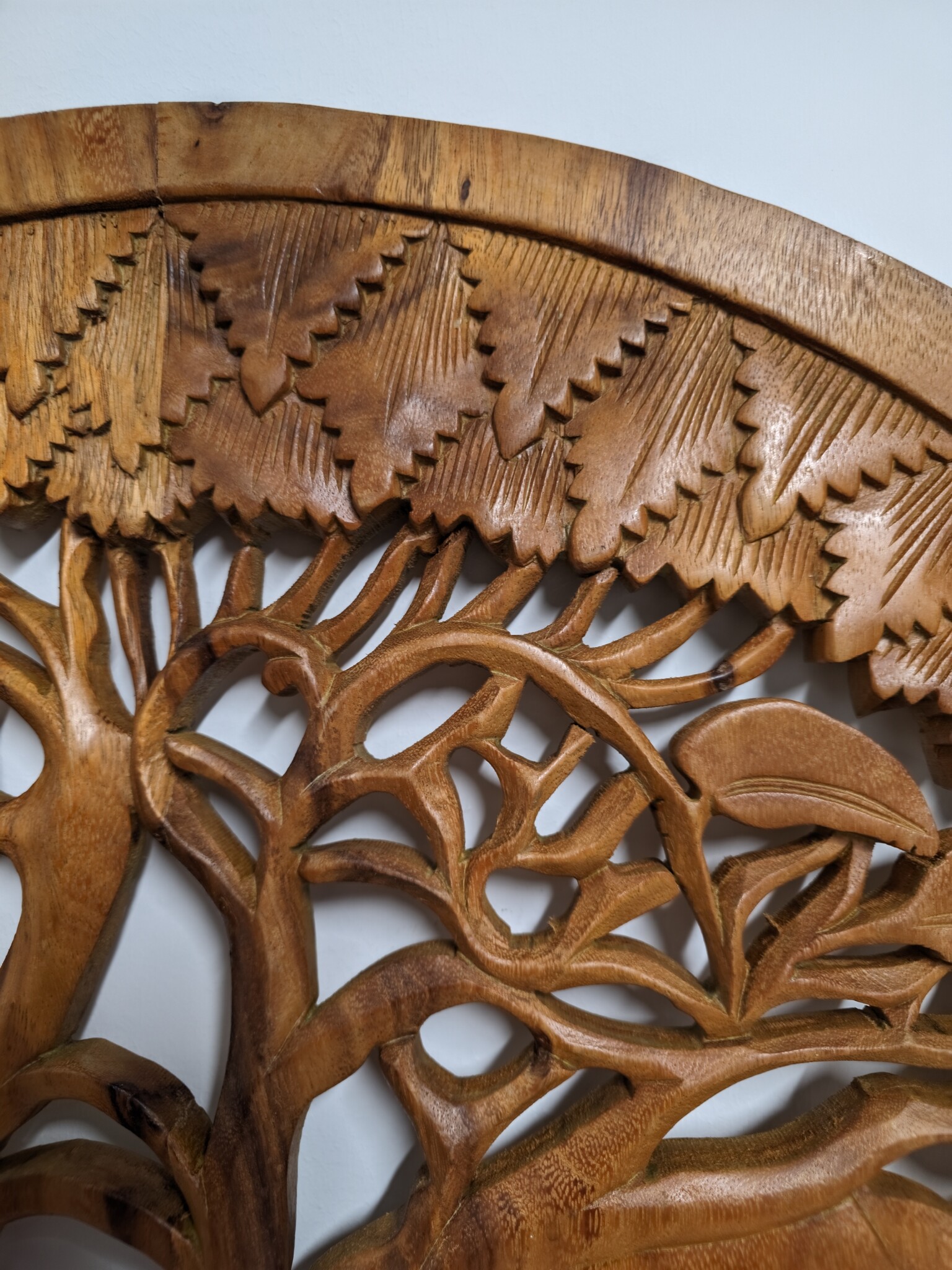 Wandpaneel hout rond Levensboom met gezicht 80cm eliassen.nl 3