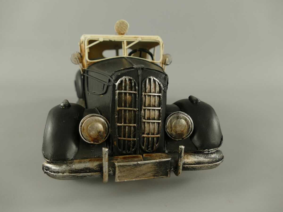 Miniaturmodell altes Polizeiauto 33cm