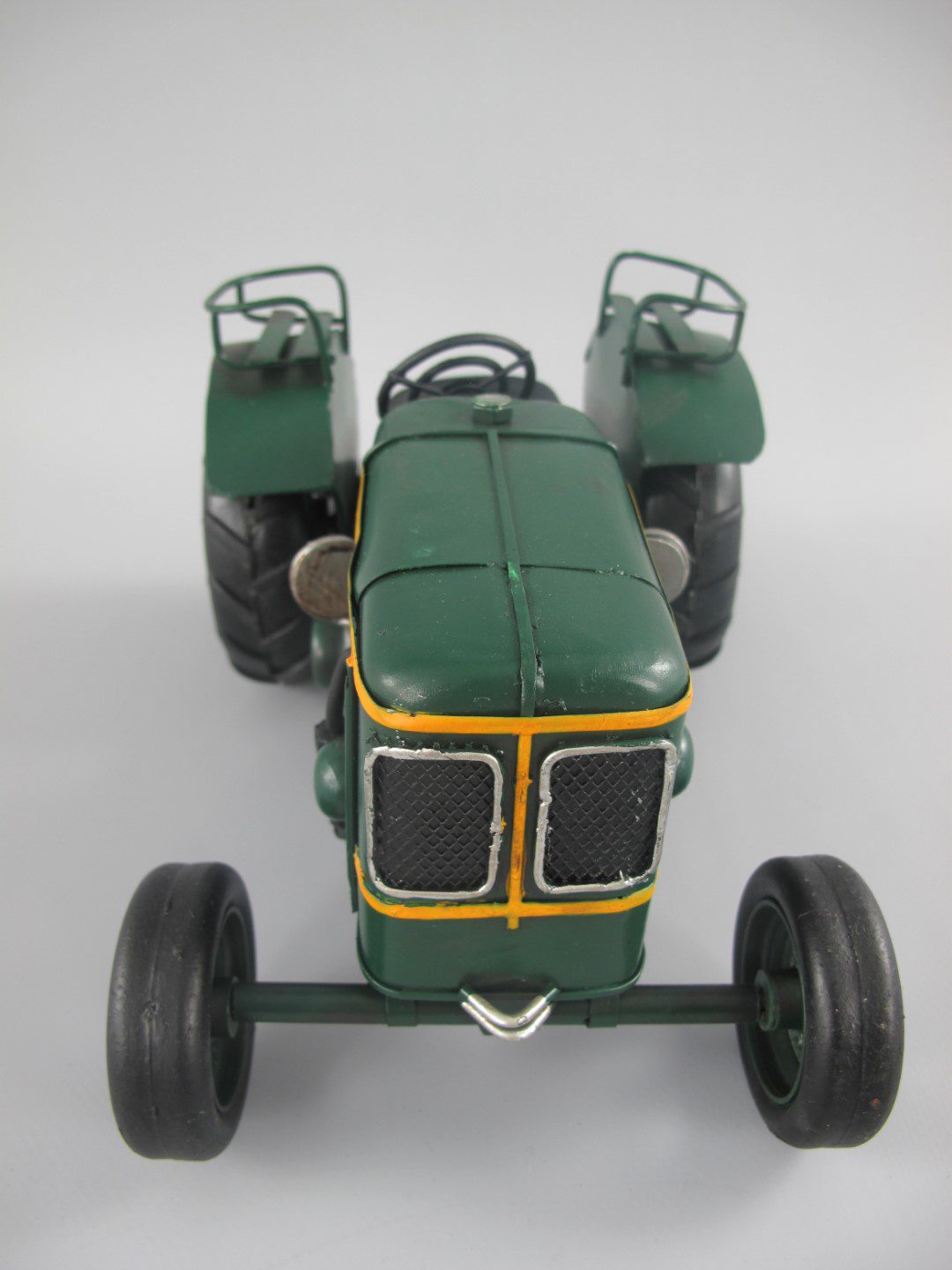 Miniature model tractor 24cm 331075 eliassen.co.uk 5