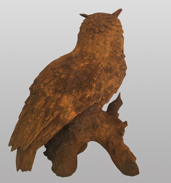 gietijzeren-uil-op-tak-23405695-nl-max