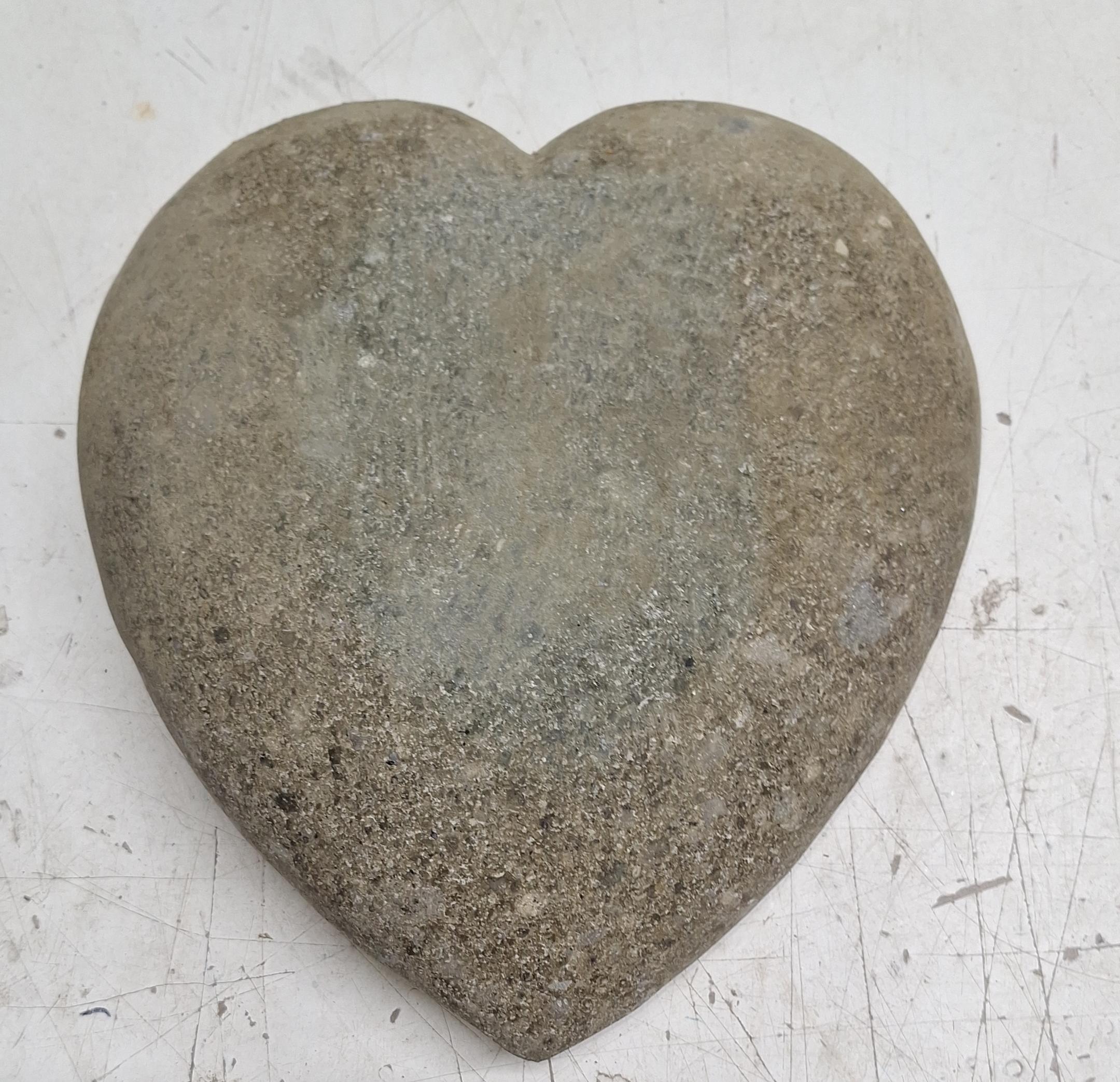 Heart of greenstone 30cm