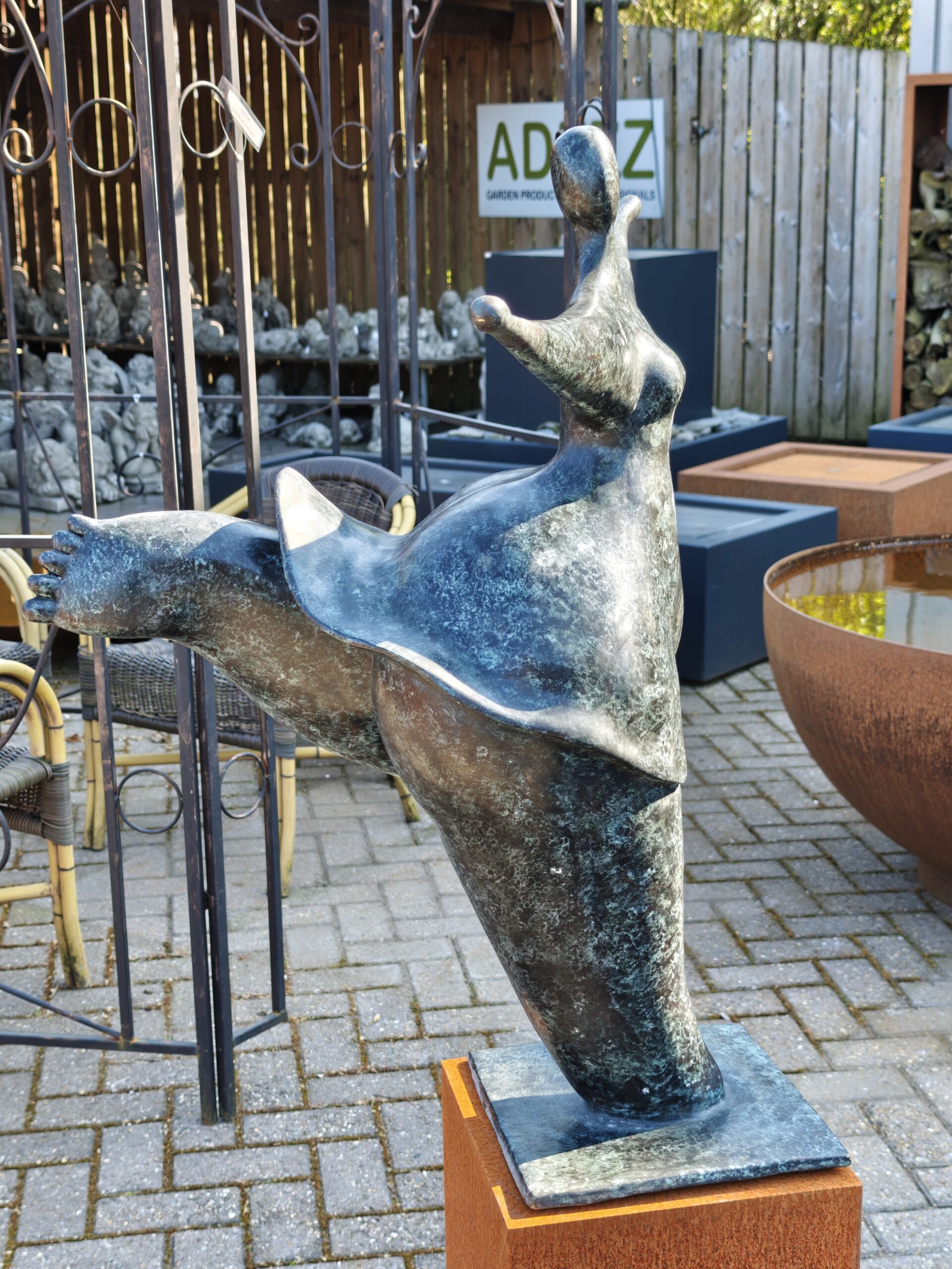 Beeld Dikke Ballerina brons 87cm eliassen.nl 3