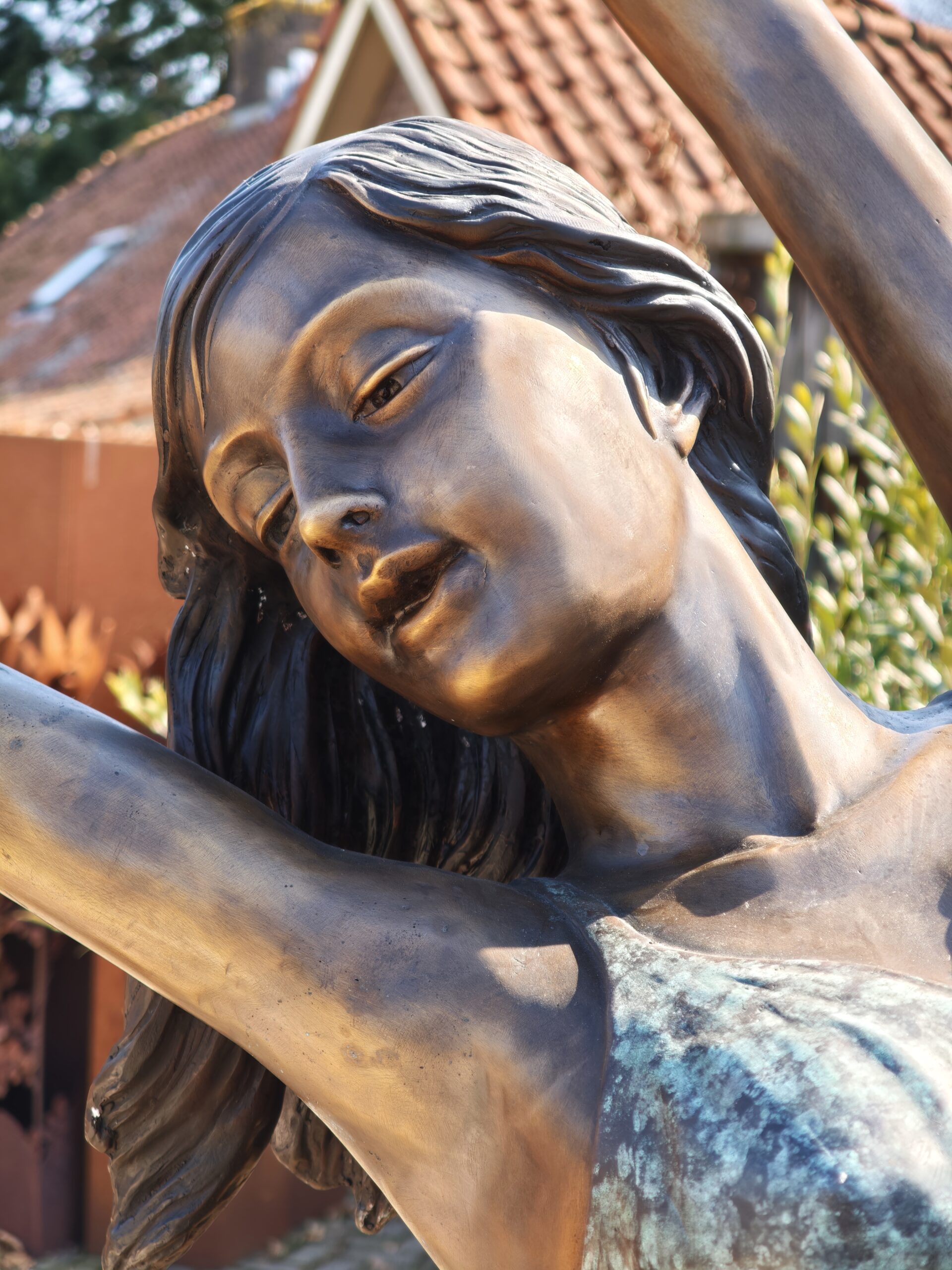 Dansende vrouw brons 200cm eliassen.l 5