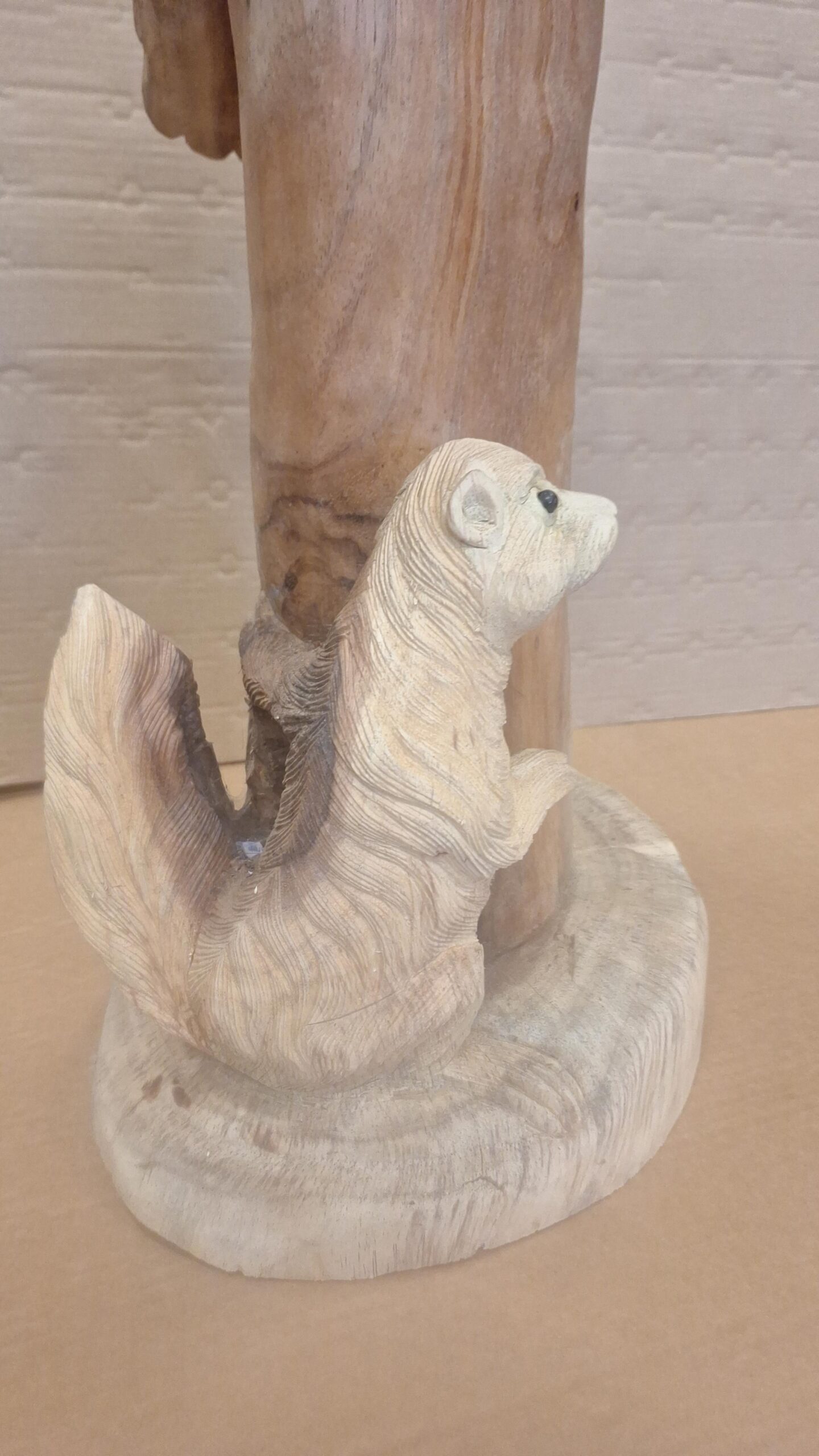 Eule auf Stange mit Eichhörnchen 84cm