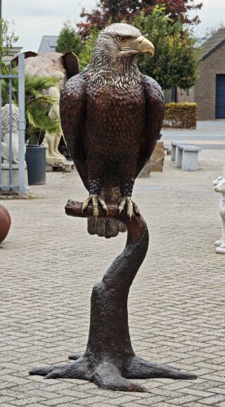 Bronzen beeld grote Adelaar arend op boomstronk 180cm eliassen.nl 7