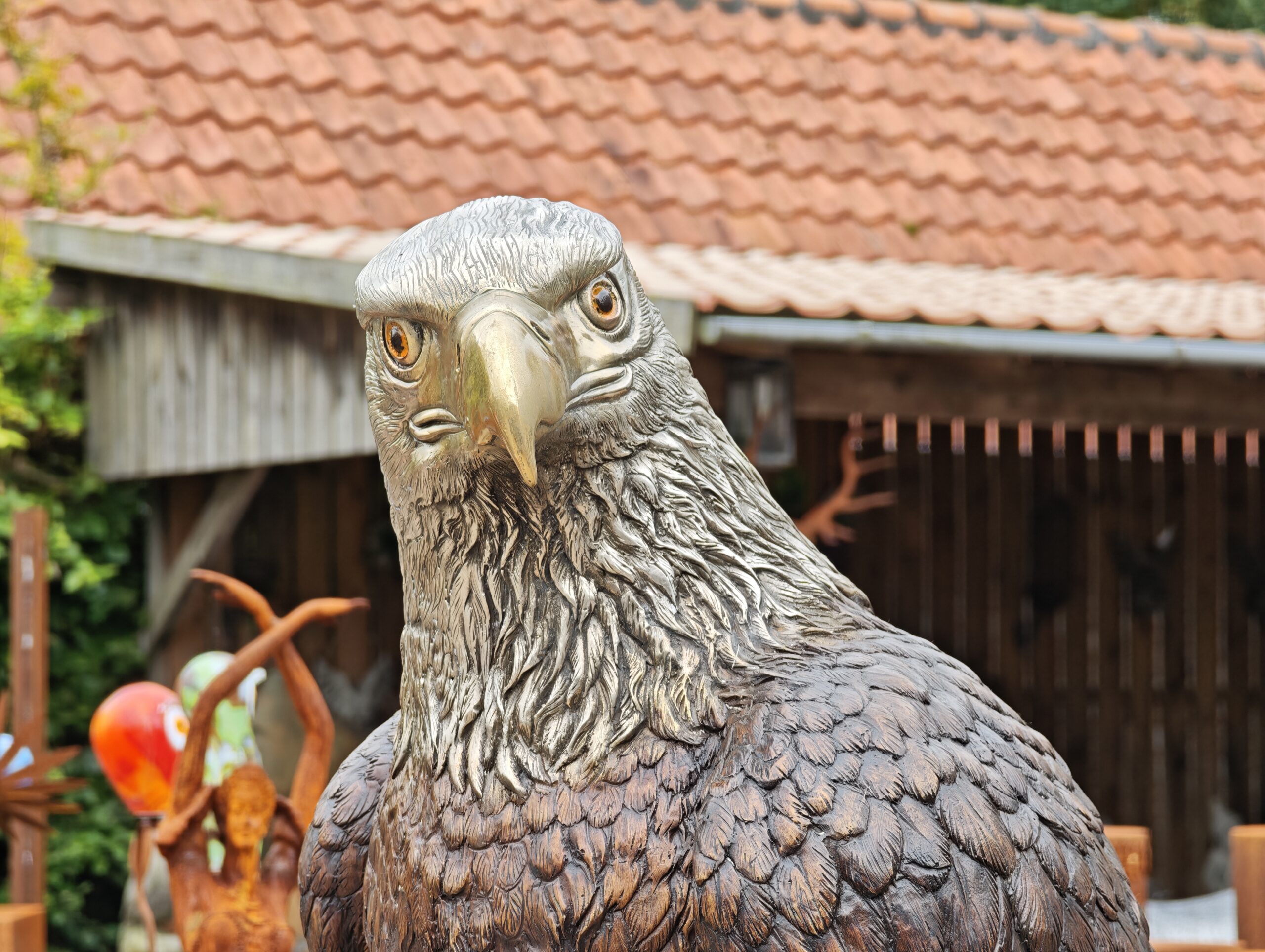 Bronzestatue großer Adler Adler auf Baumstumpf 180cm eliassen.co.uk 7