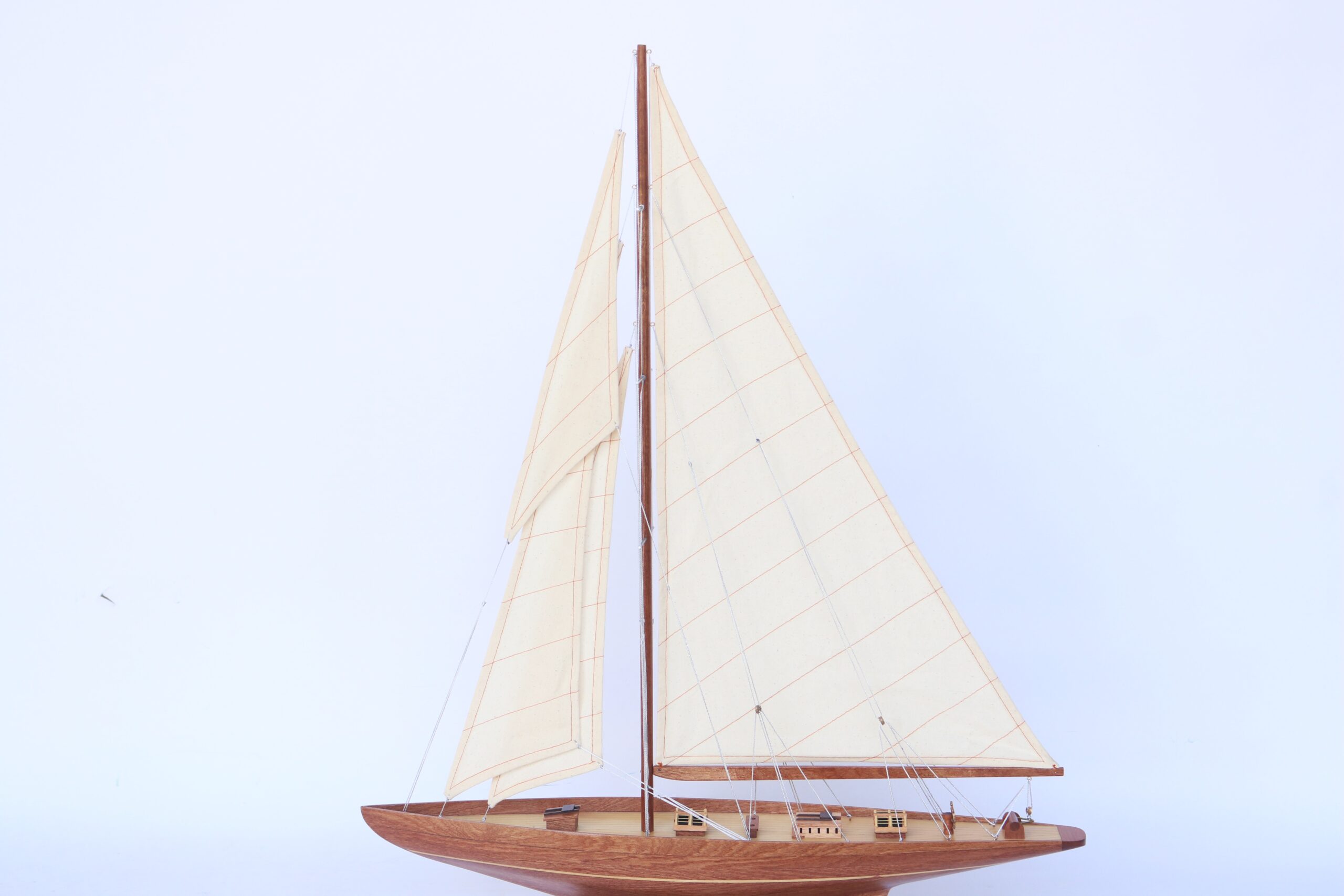 Model boat Shamrock wood 76cm