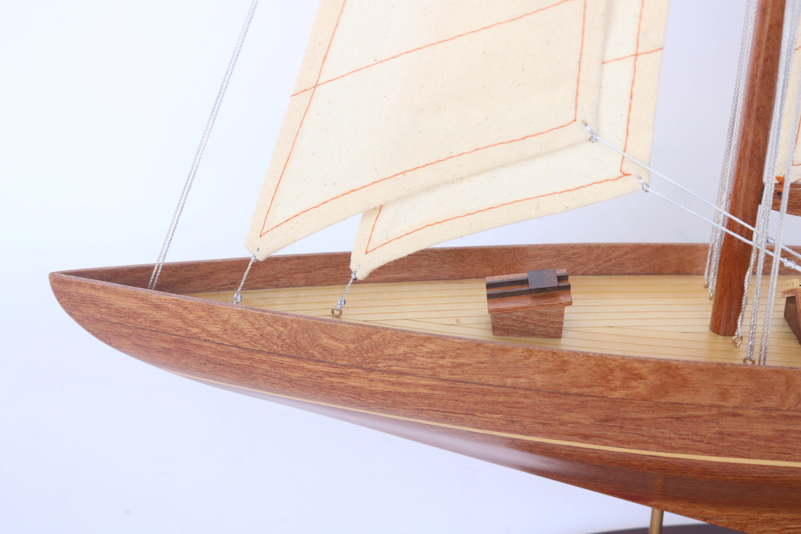Model boat Shamrock wood 76cm