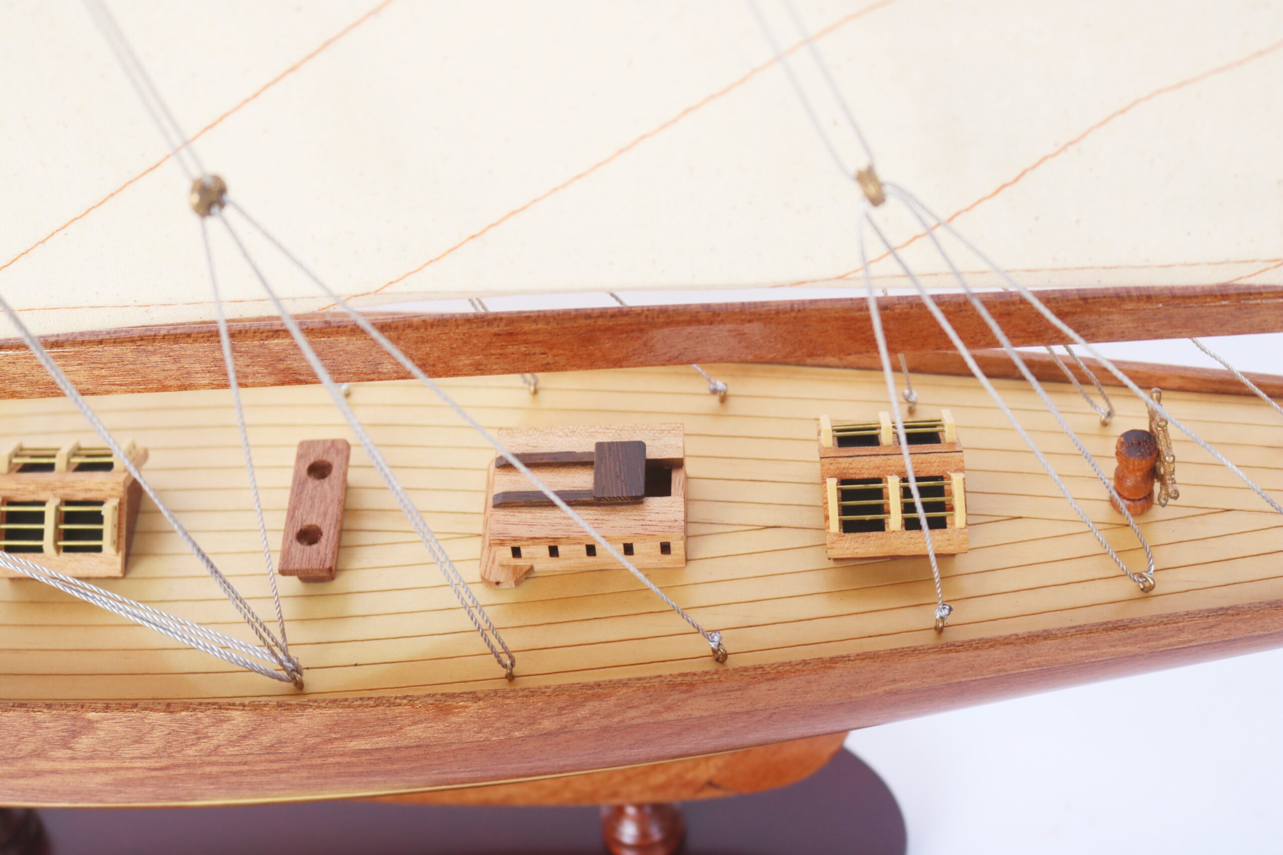 Model boat Shamrock wood 76cm