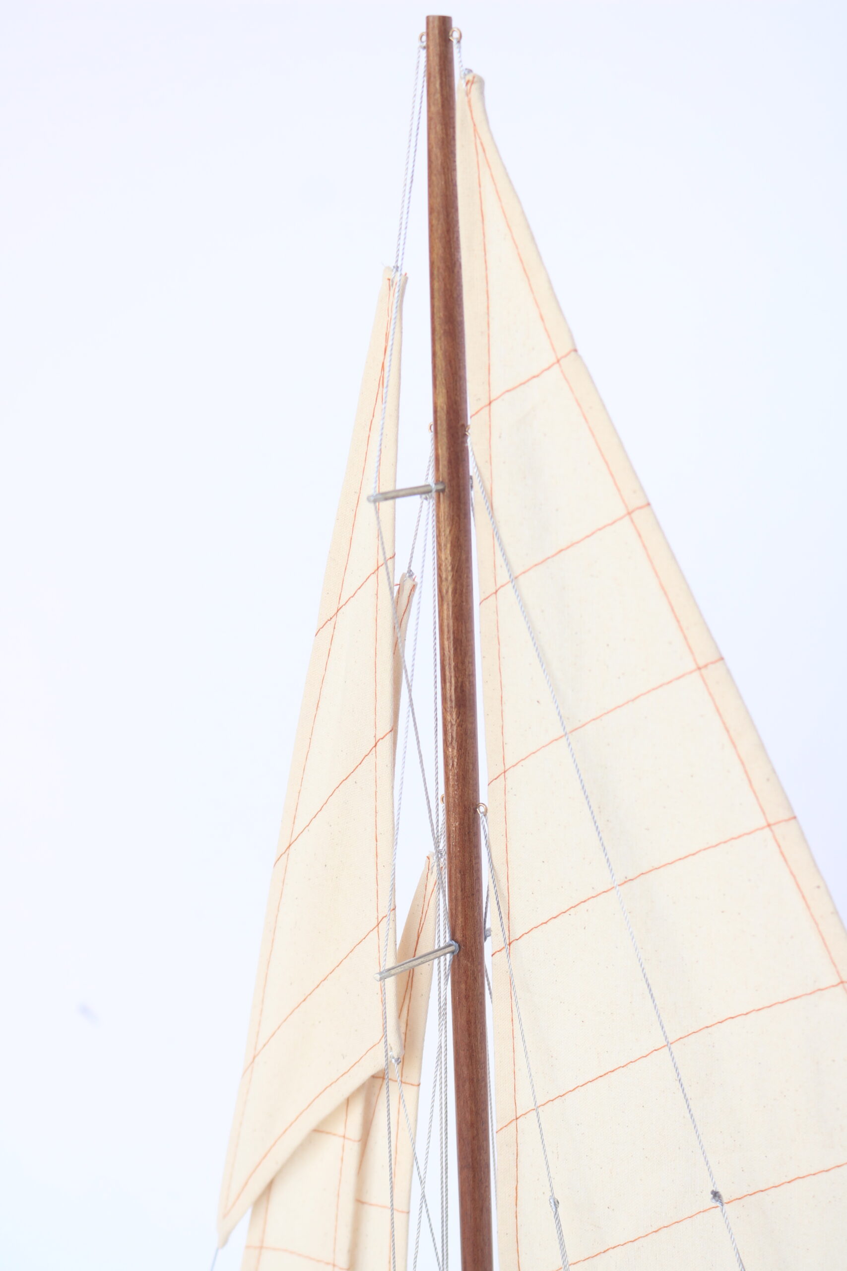 Model boat Shamrock wood 76cm