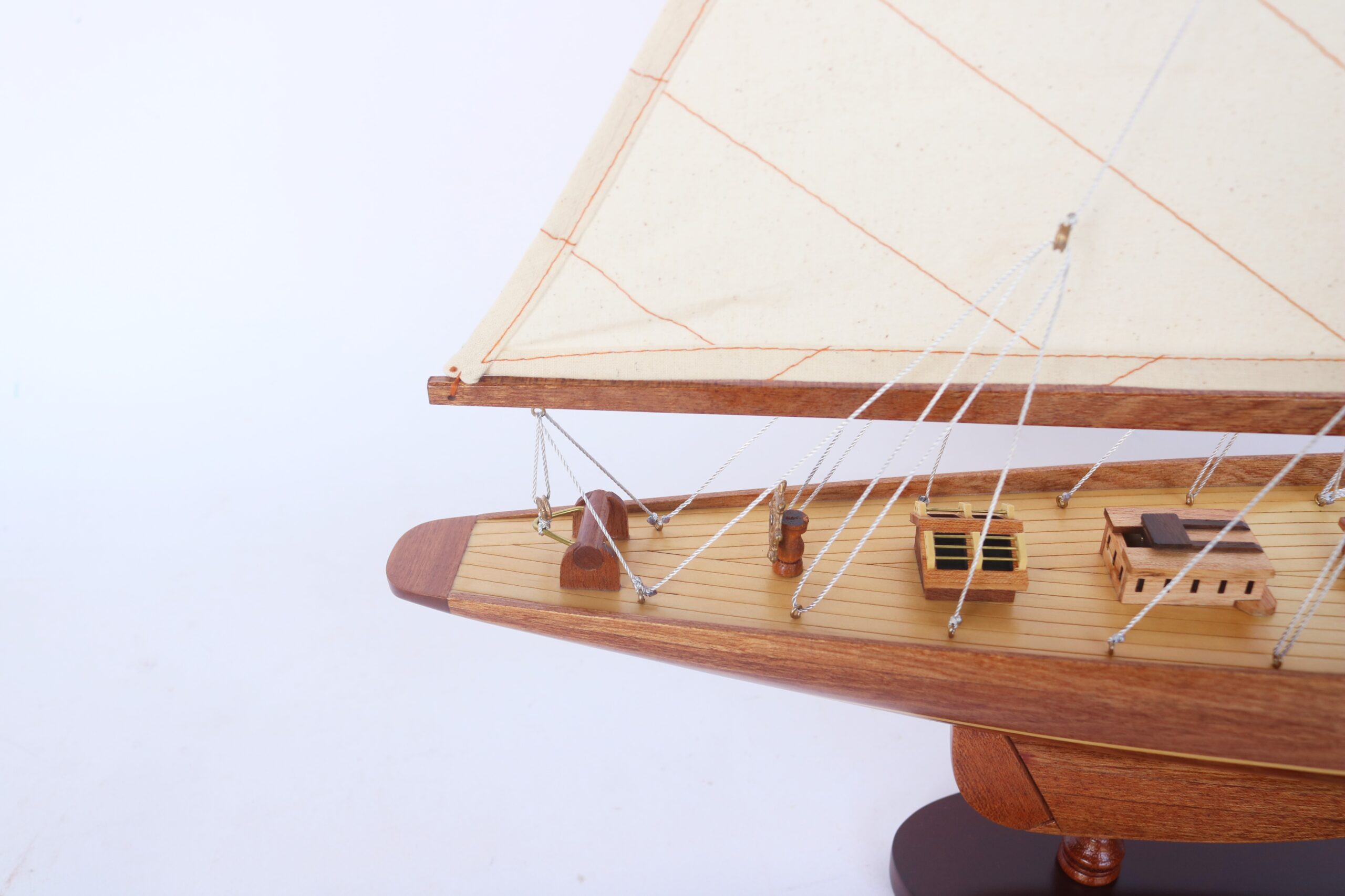 Model boat Shamrock wood 76cm