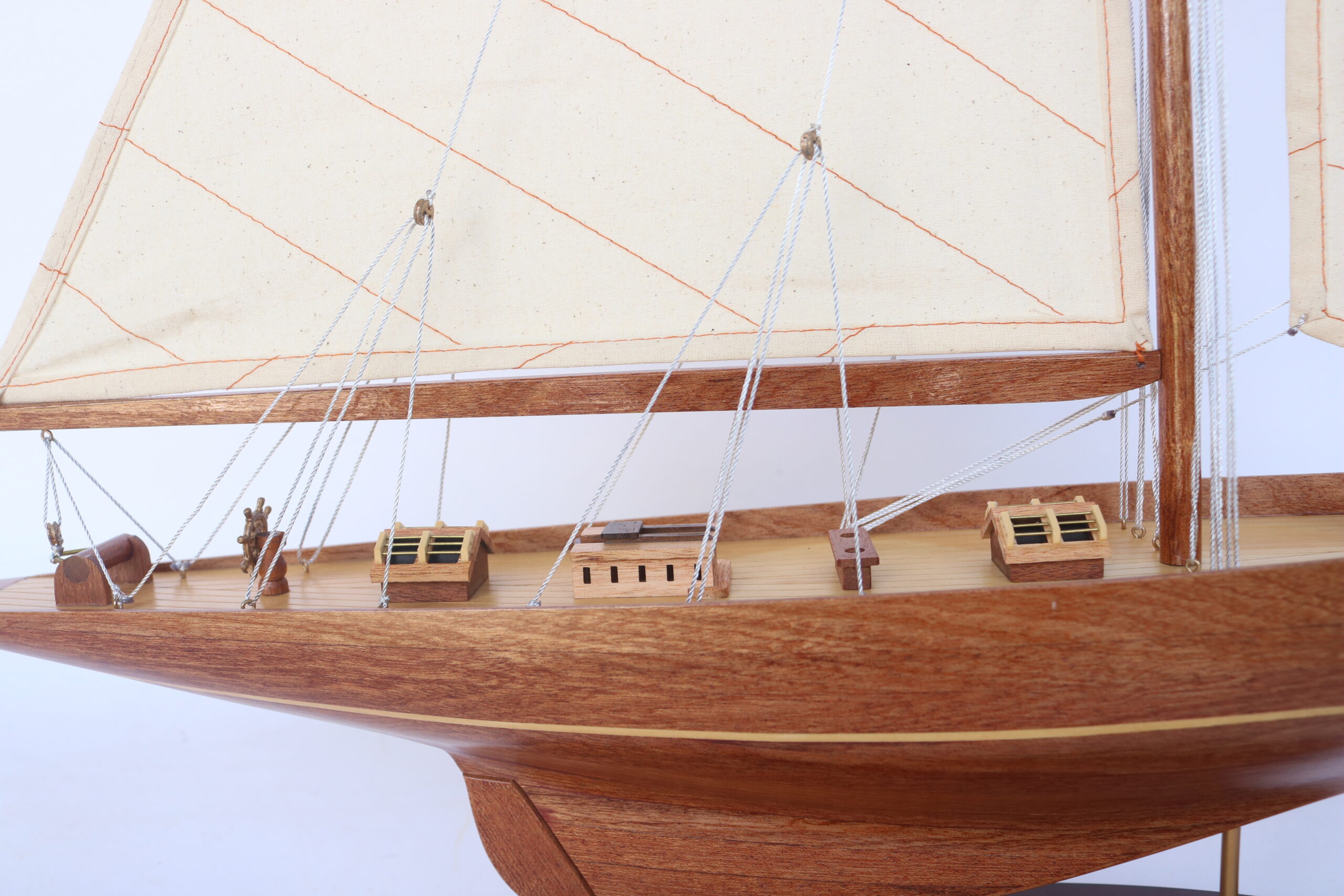 Model boat Shamrock wood 76cm