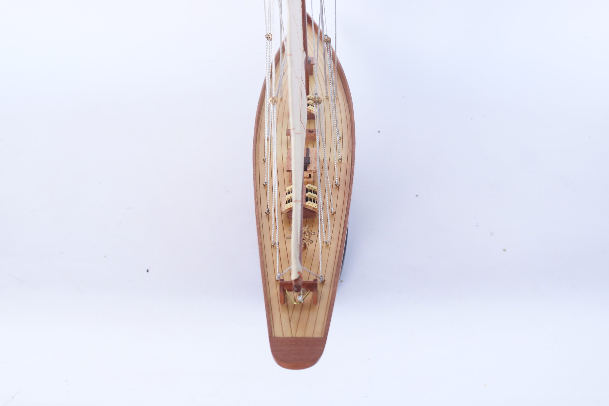 Model boat Shamrock wood 76cm