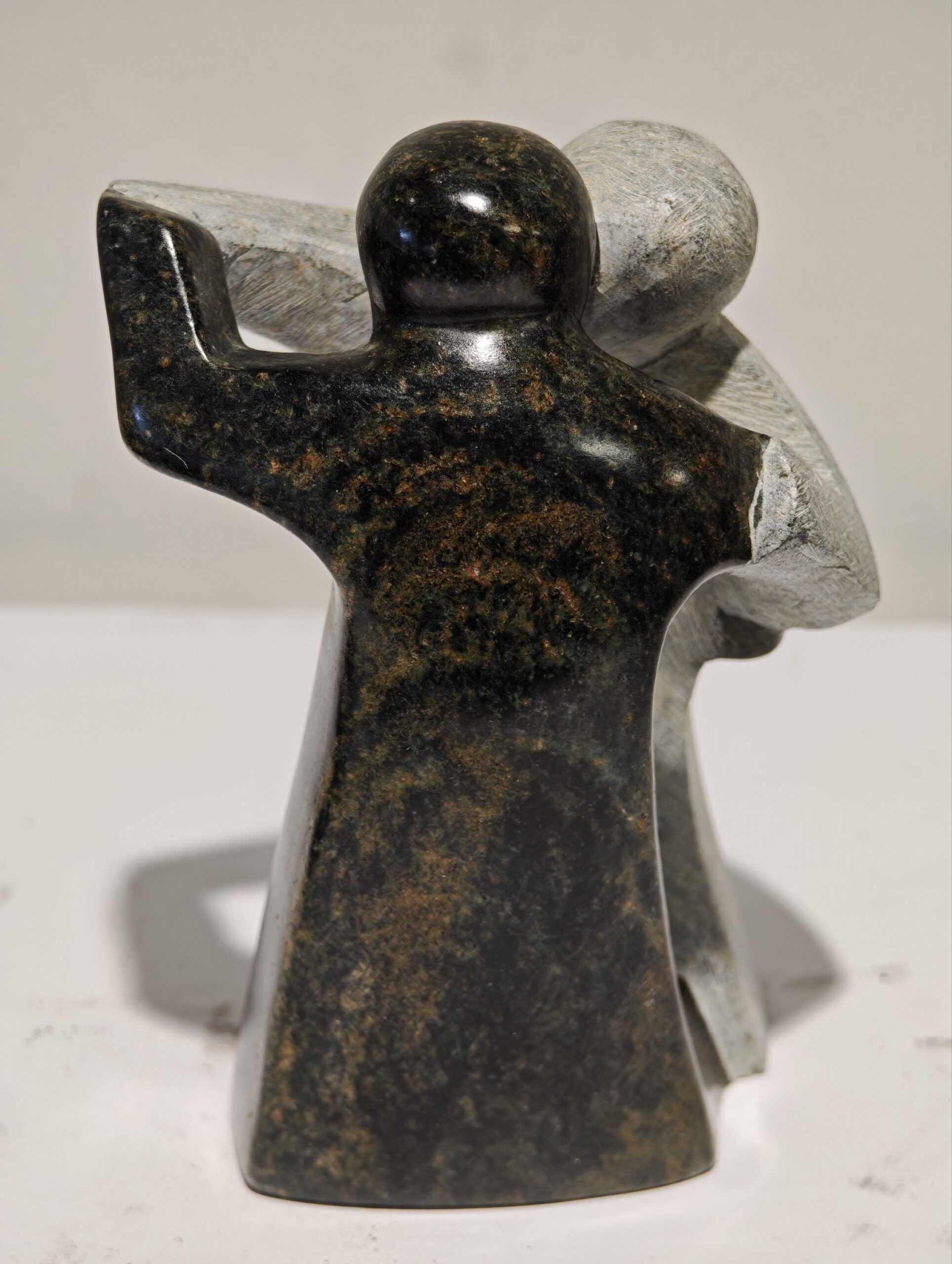 Speksteen beeld dansend koppel 13cm