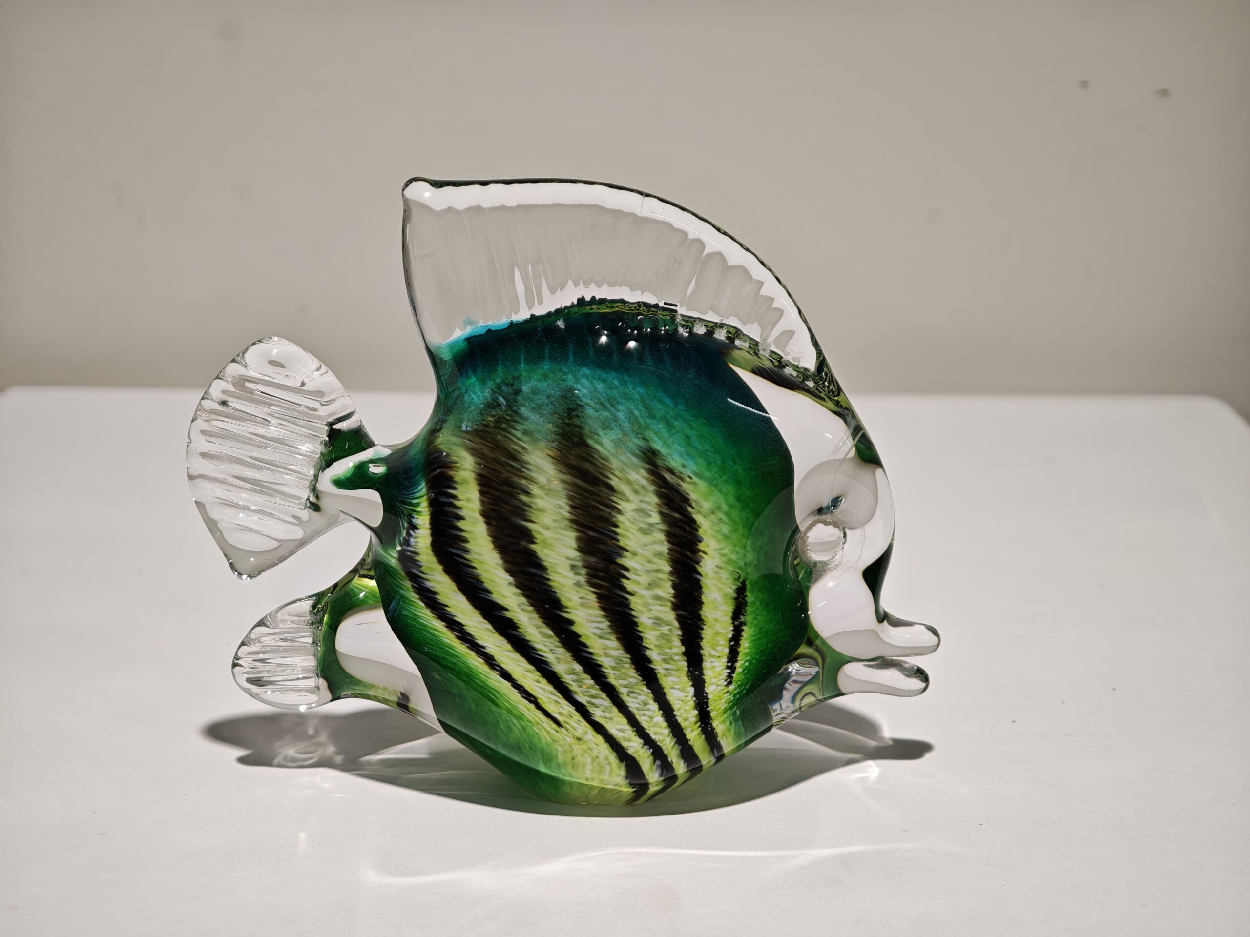 Glasstatue Fisch detailliert grün 13cm eliassen.co.uk 1