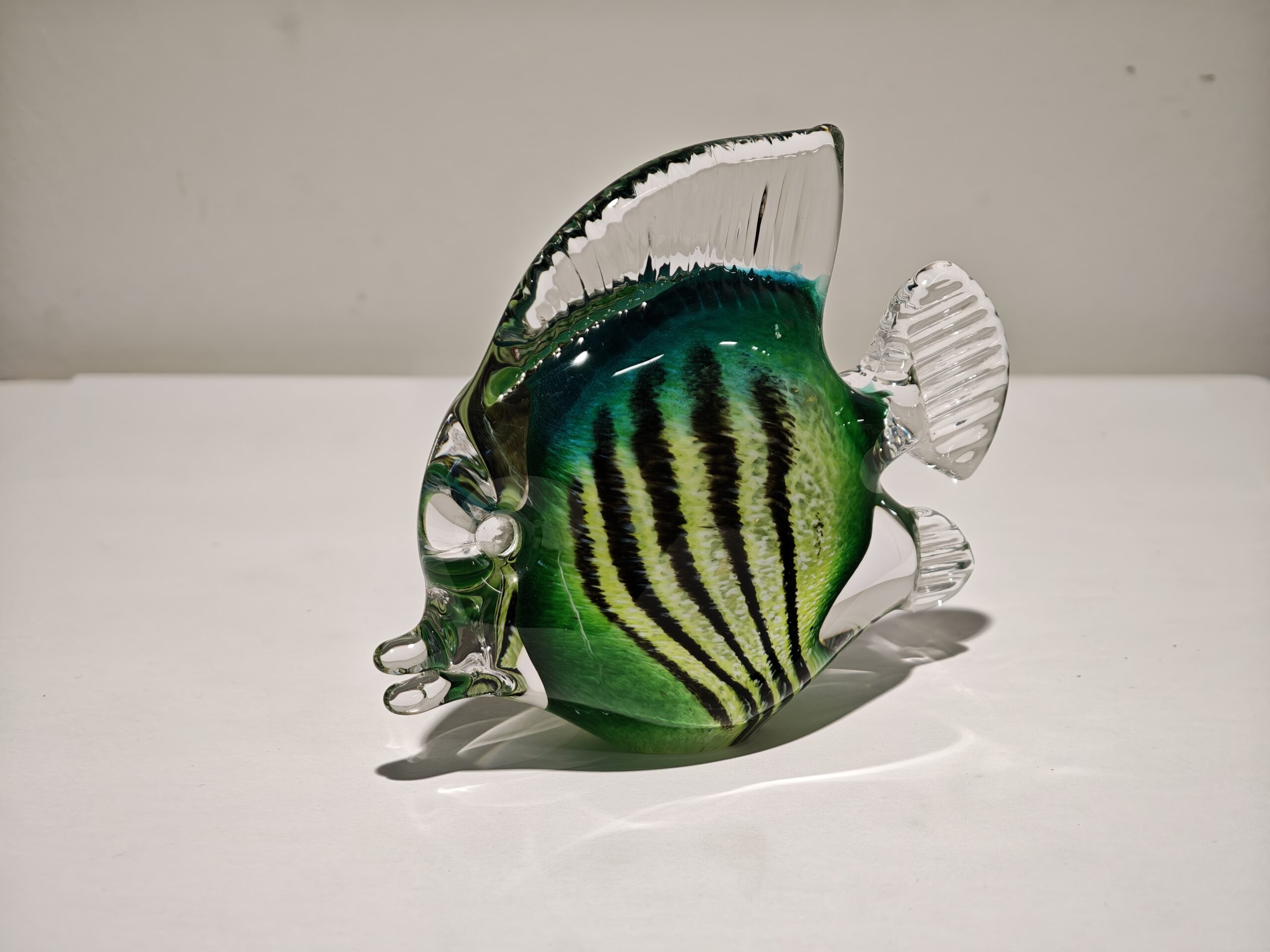 Glasstatue Fisch detailliert grün 13cm eliassen.co.uk 1