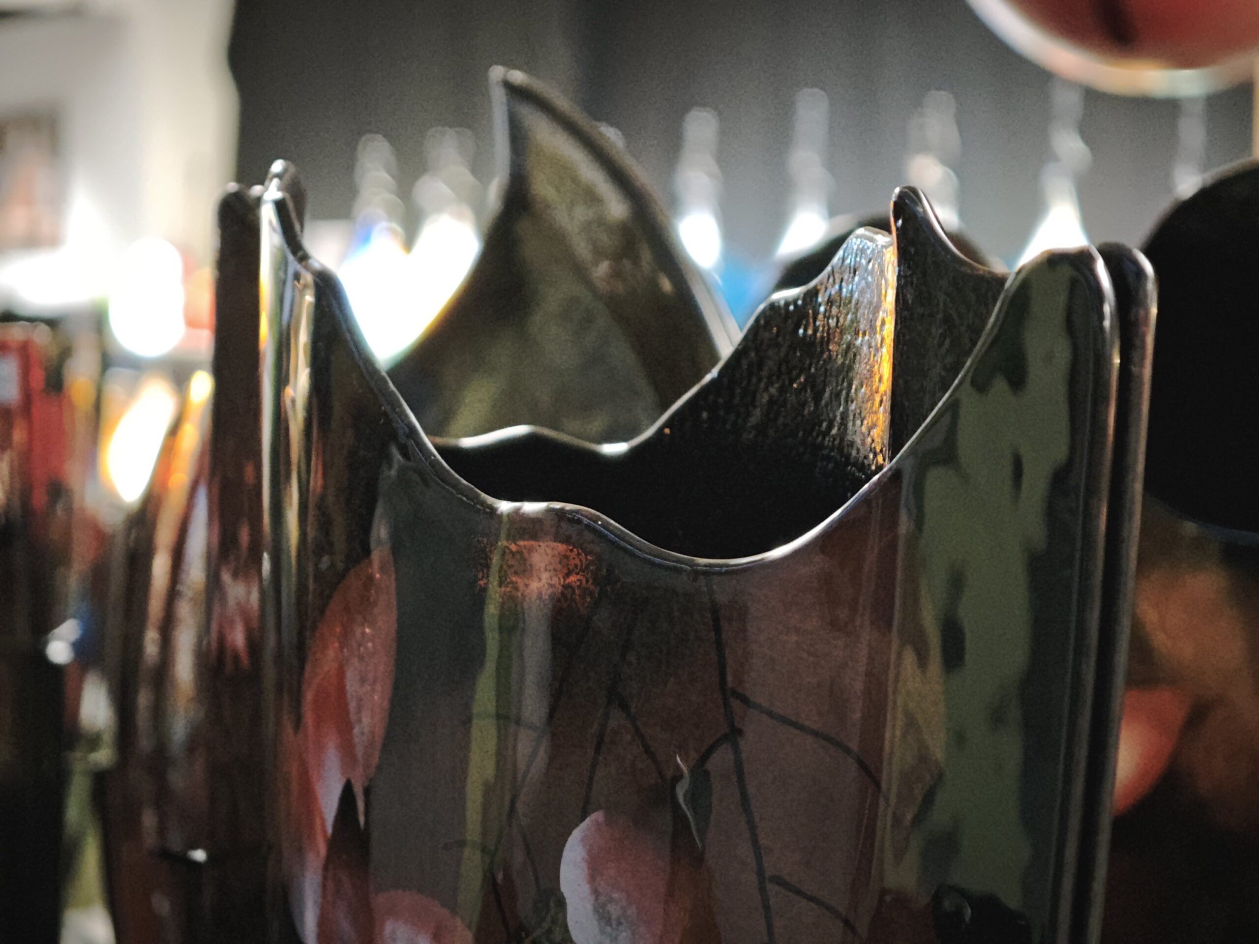 Glasvaas hoog met ribbelrand Leafs 48cm