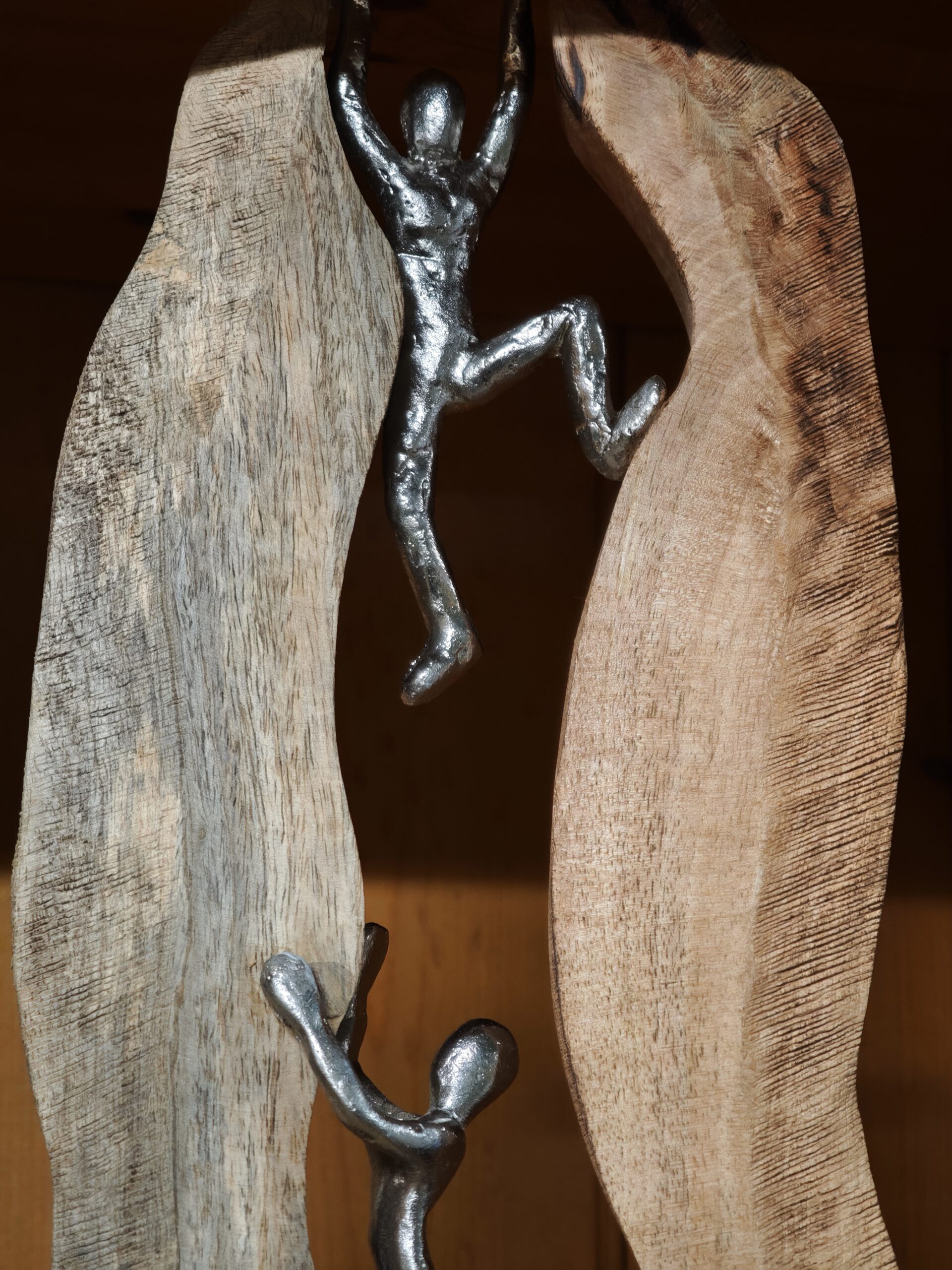 Skulptur Aluminium Hindernis überwinden 69cm eliassen.co.uk 5