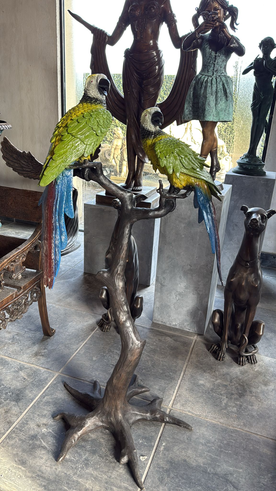 2 Aras auf Ast Bronze 142cm