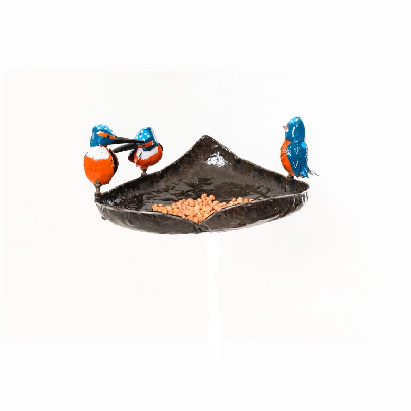 Vogelvoerschaal hartvorm met drie IJsvogels 27cm