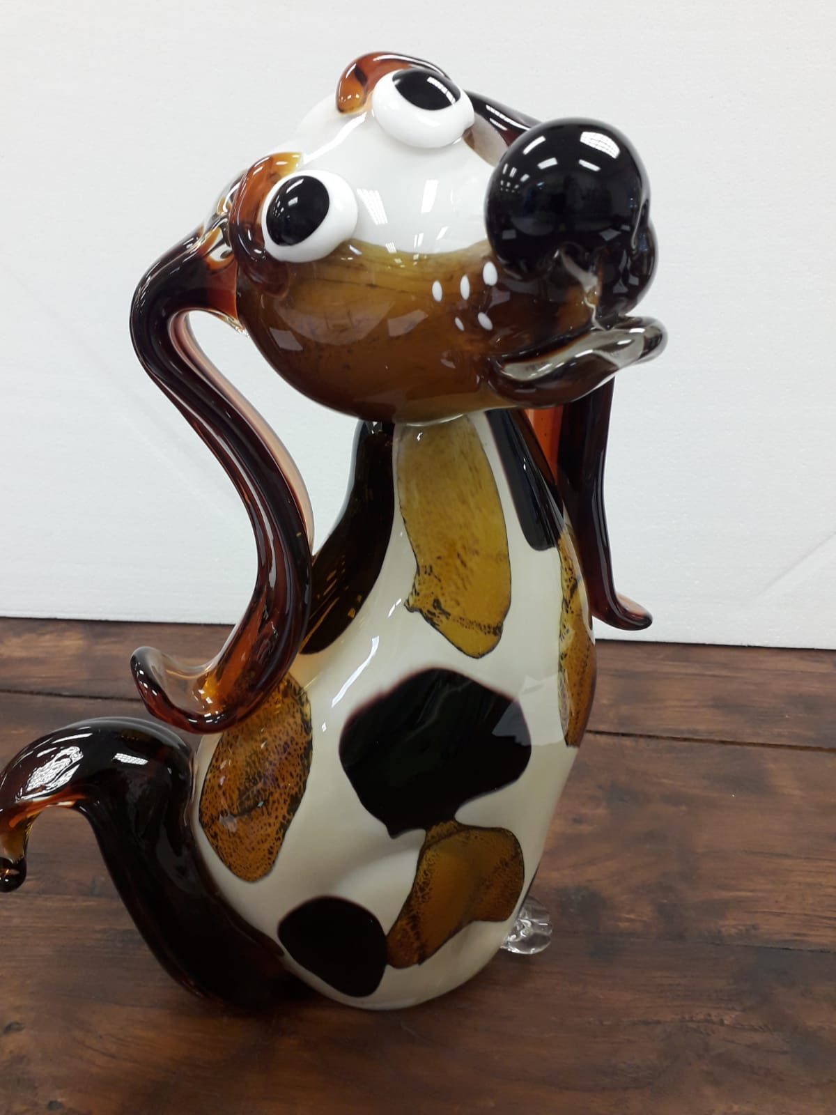 Vrolijke hond van glas Eliassen.nl GL1258