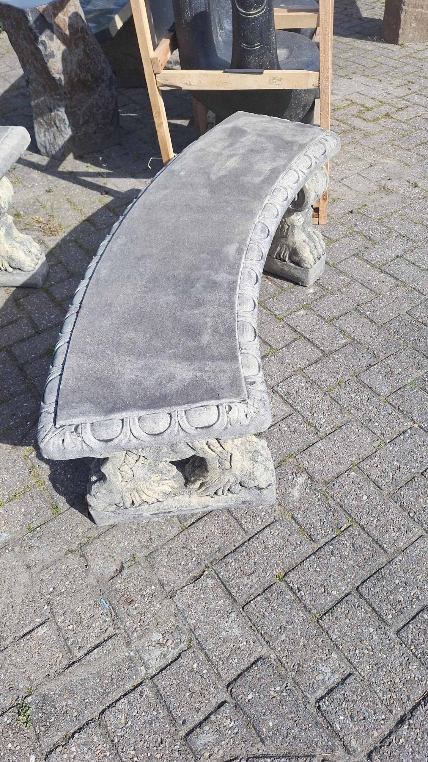 Garden bench curved English 136cm