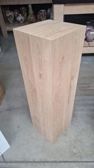 sokkel hol geschaafd eiken 30x30x100cm - Eliassen.nl